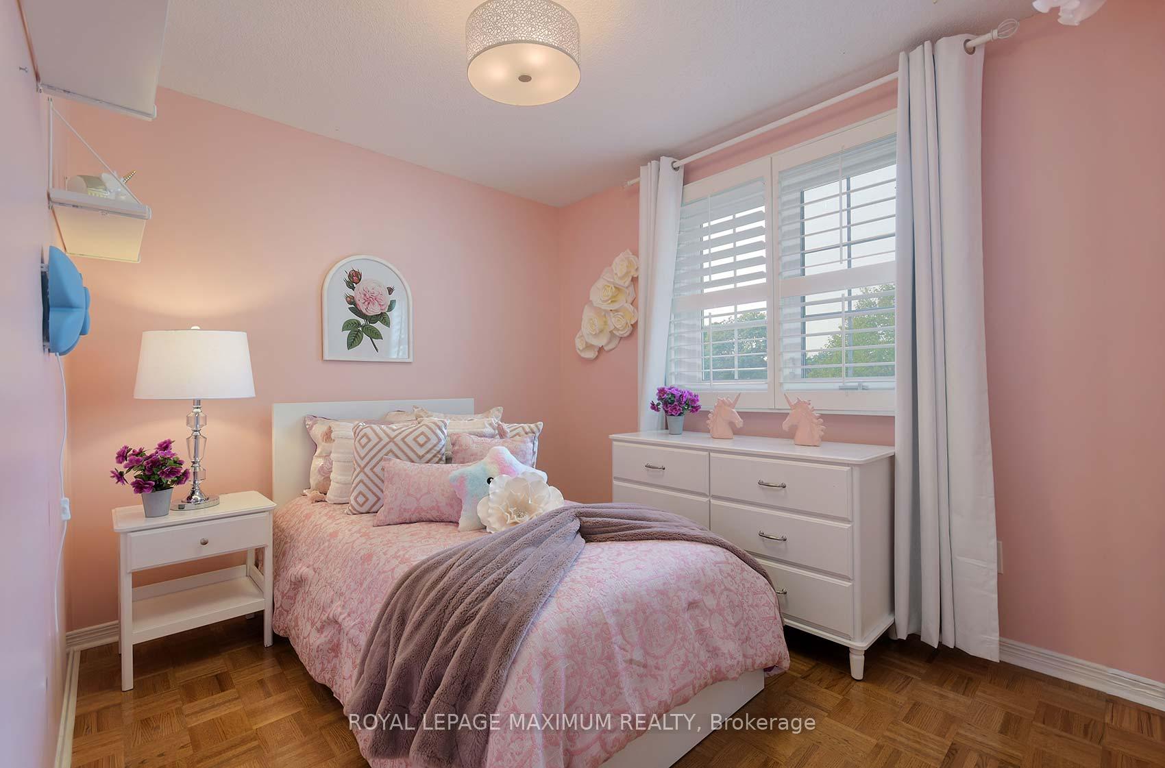 Photo 34 of 15 Guardhouse Drive, Caledon, Bolton North — HOMEH