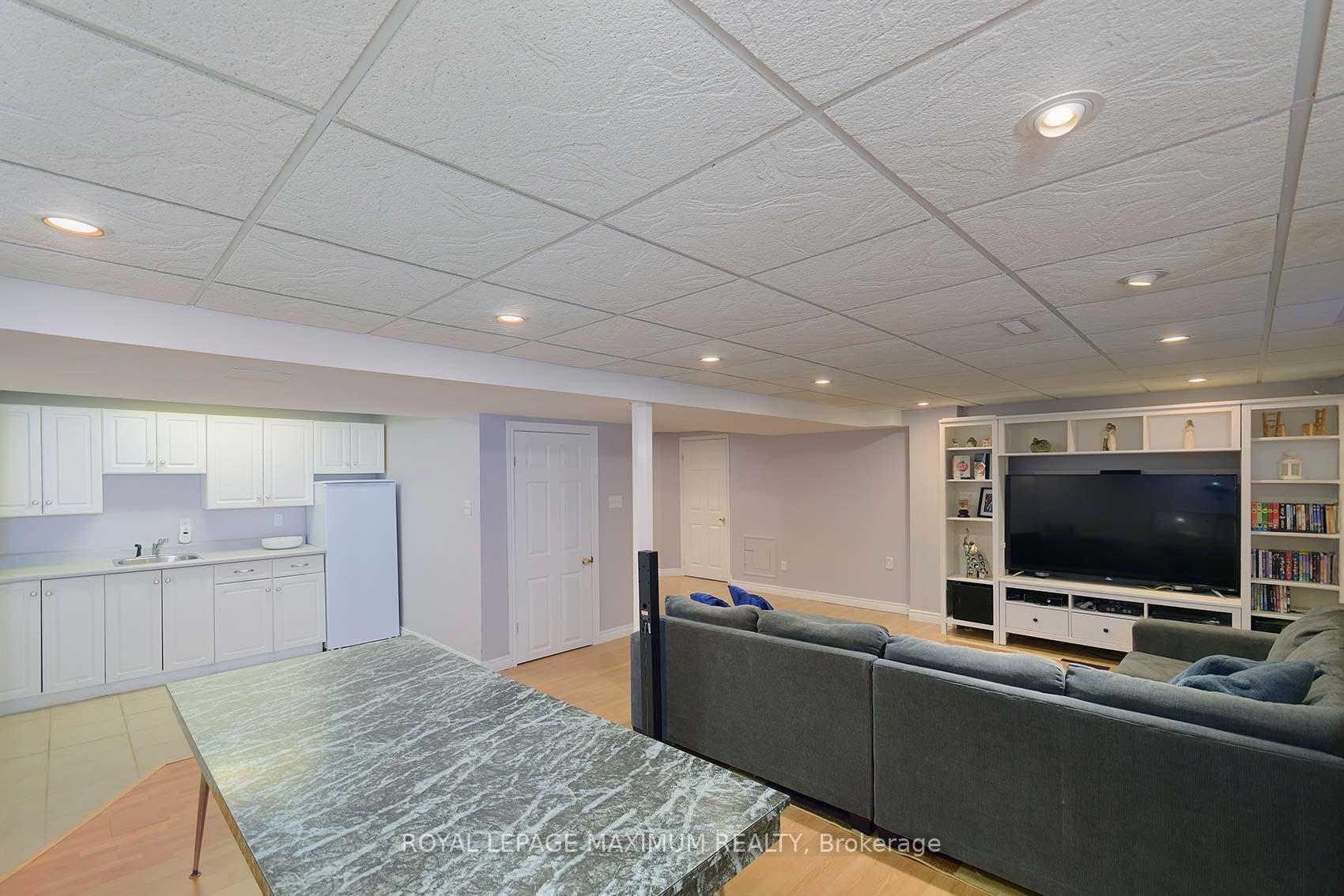 Photo 29 of 15 Guardhouse Drive, Caledon, Bolton North — HOMEH