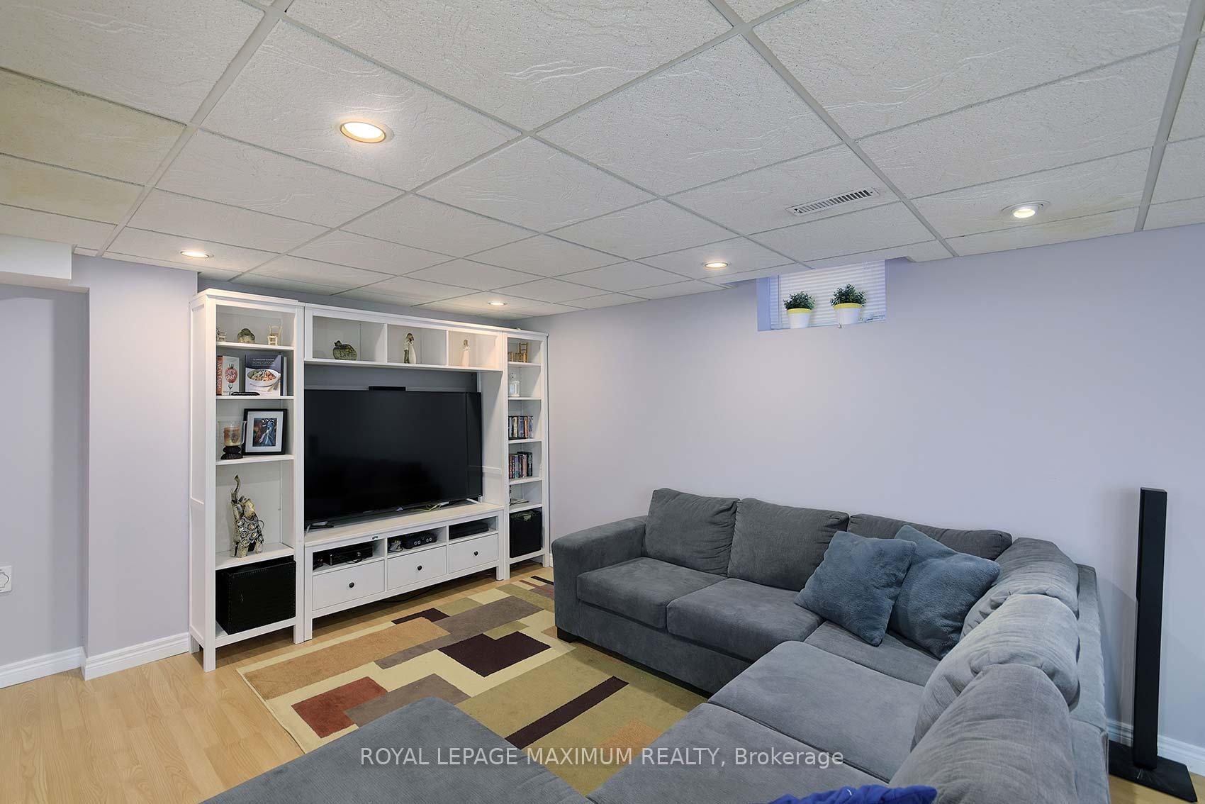 Photo 27 of 15 Guardhouse Drive, Caledon, Bolton North — HOMEH