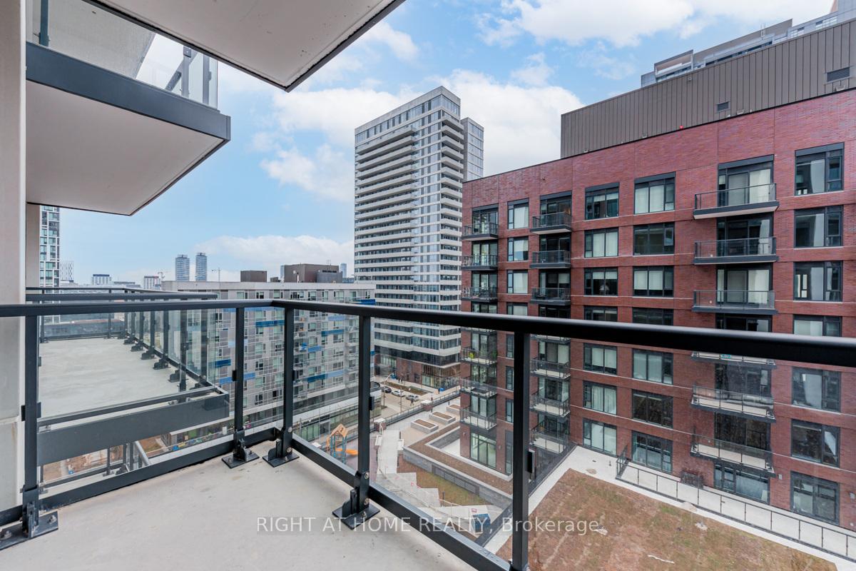 Photo 13 of Unit 906, 130 River Street, Toronto, Regent Park — HOMEH