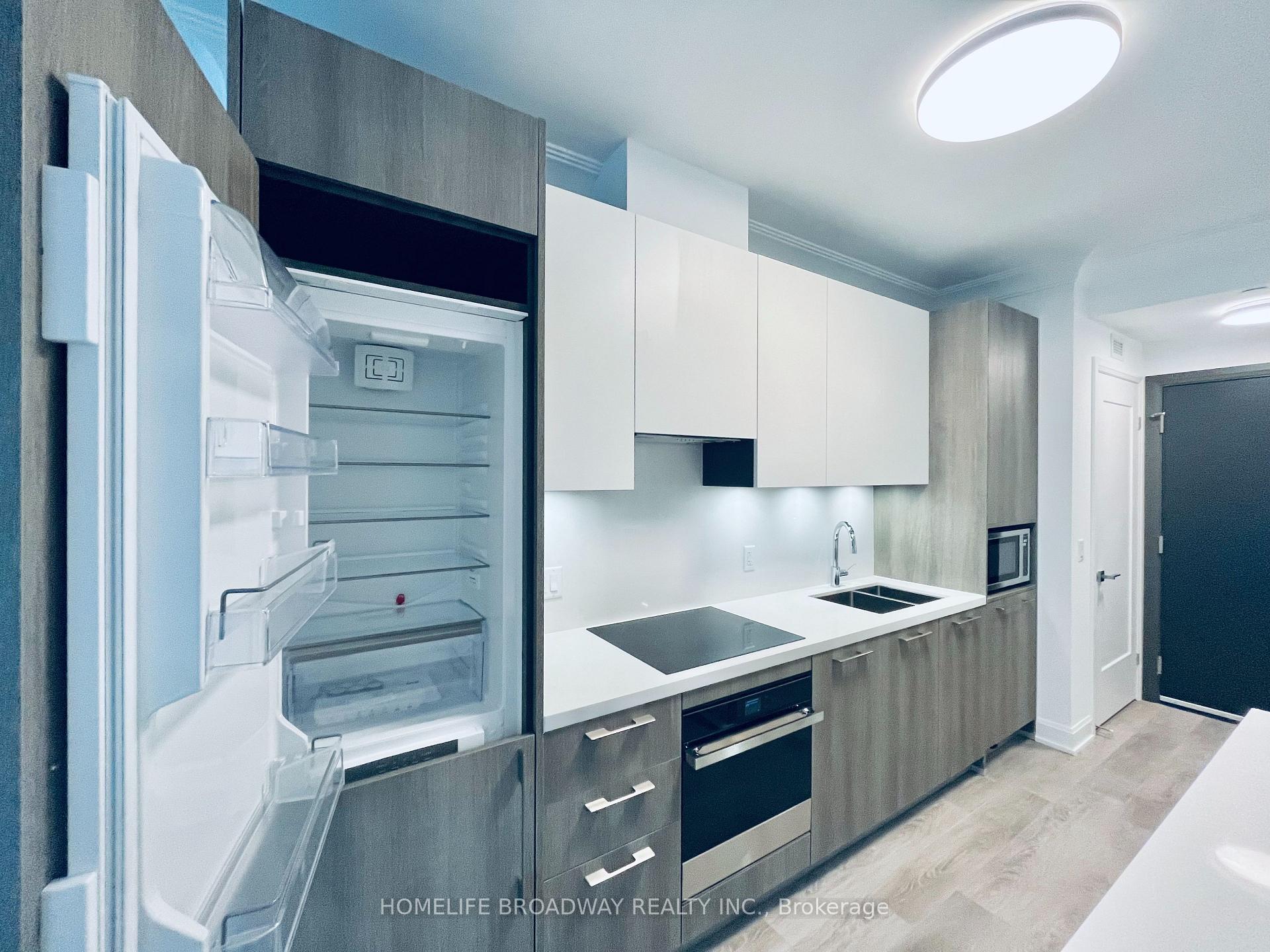 Photo 6 of Unit 809, 8 Water Walk Drive, Markham, Unionville — HOMEH