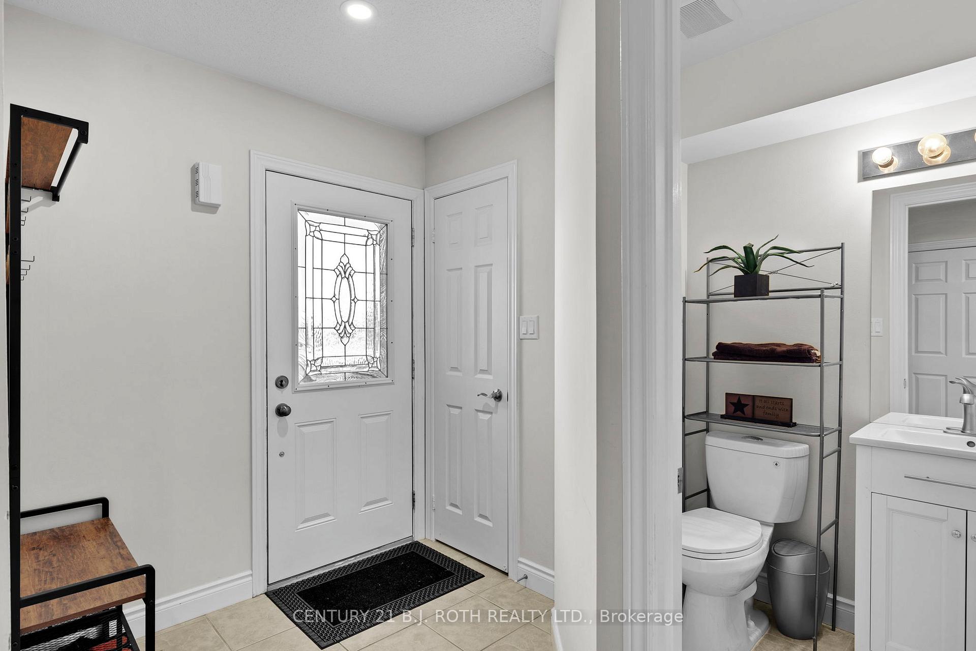 Photo 5 of 199 Stanley Street, Barrie, East Bayfield — HOMEH