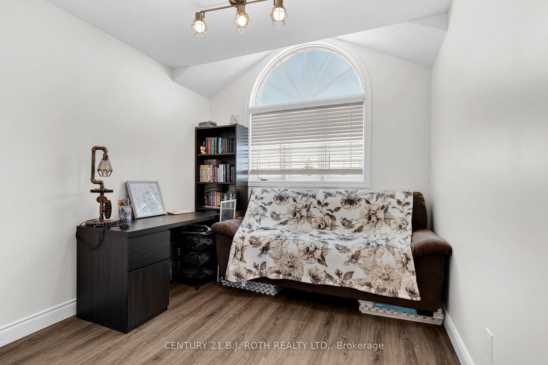 Photo 15 of 199 Stanley Street, Barrie, East Bayfield — HOMEH