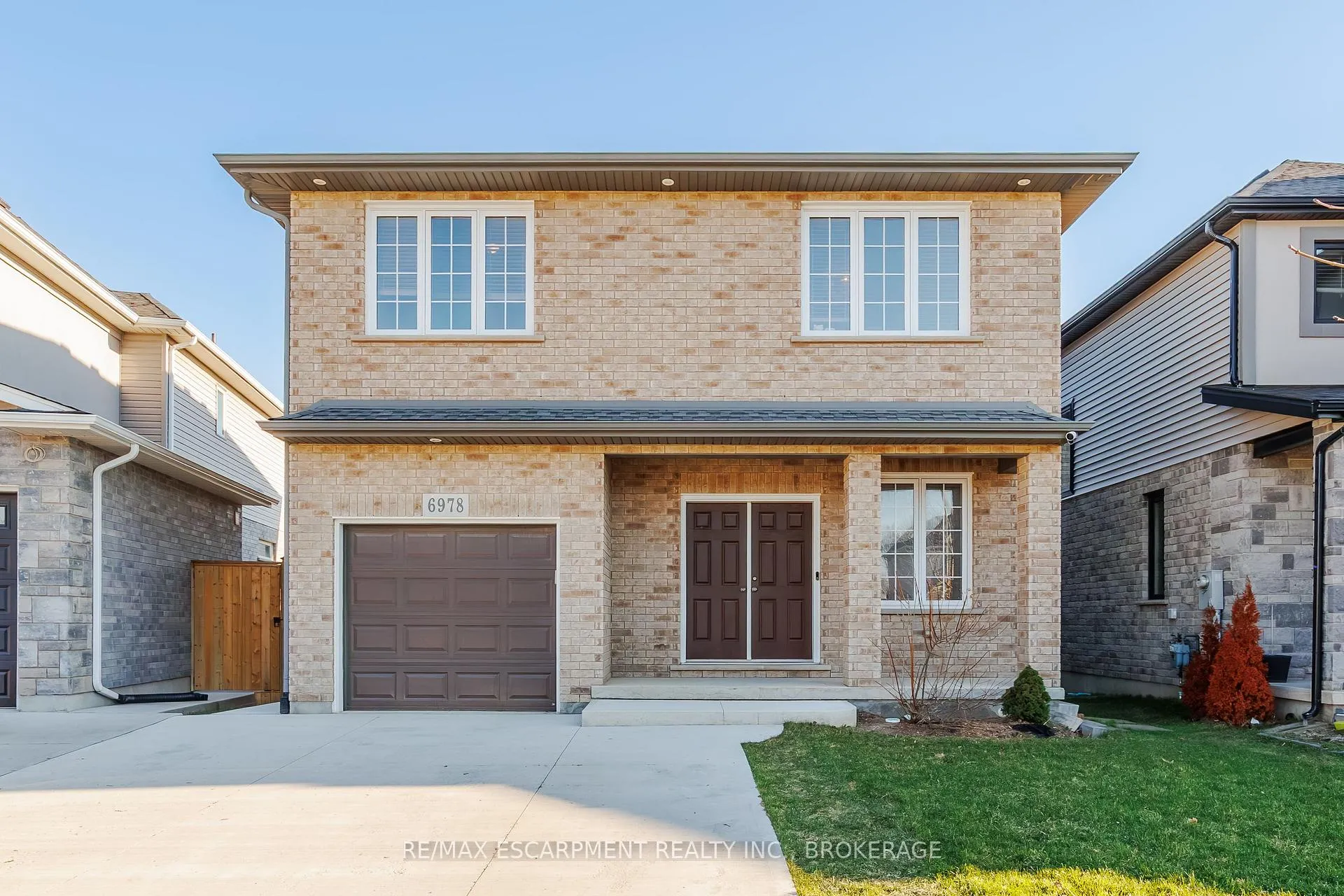 Photo 2 of 6978 Optimist Lane, Niagara Falls, Morrison — HOMEH