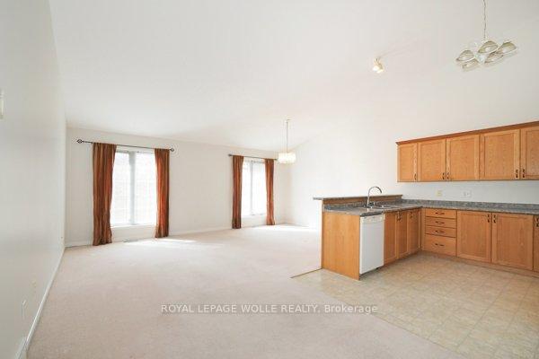 Photo 11 of Unit #15, 25 Bankside Drive, Kitchener — HOMEH