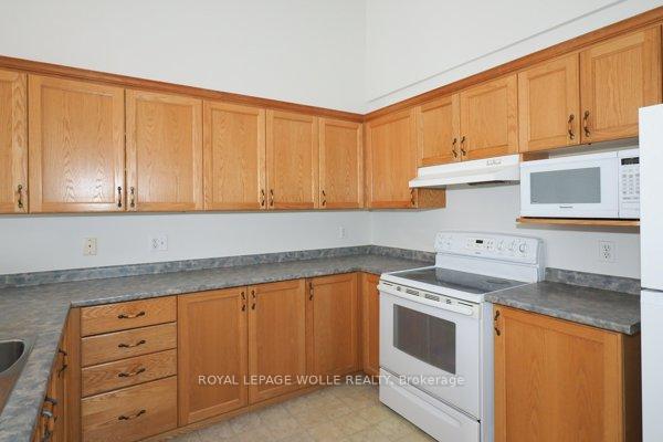 Photo 20 of Unit #15, 25 Bankside Drive, Kitchener — HOMEH