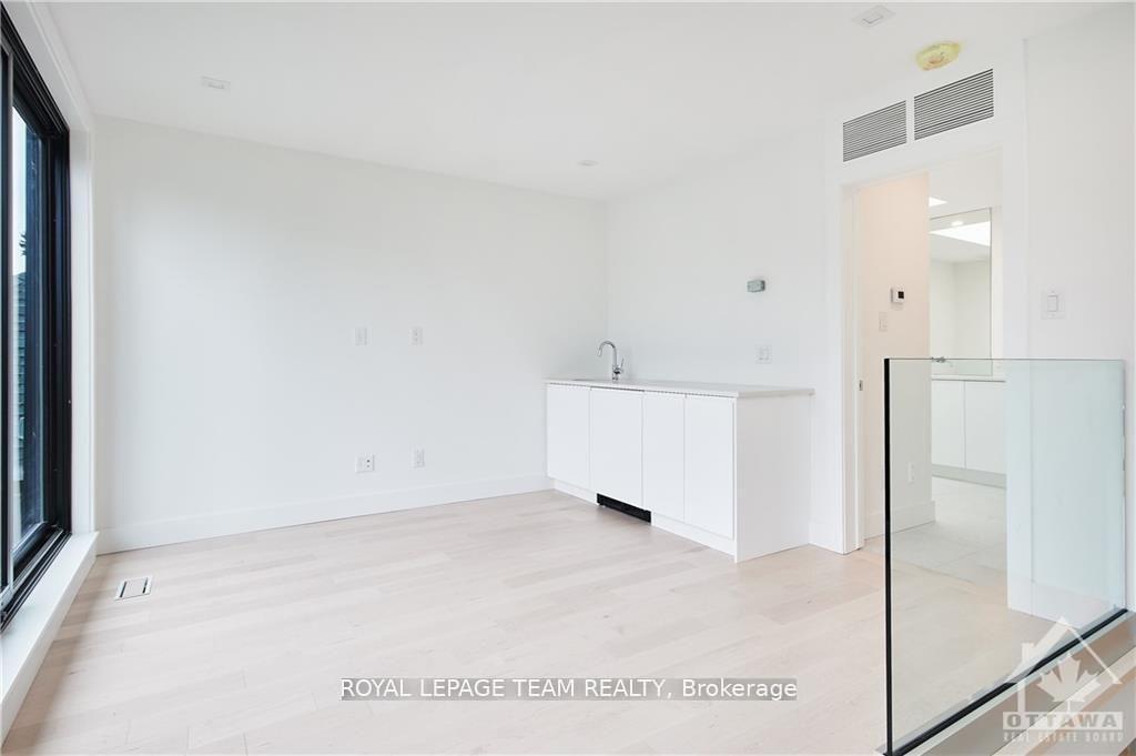 Photo 15 of 13b Findlay Avenue, Ottawa, Glebe — HOMEH