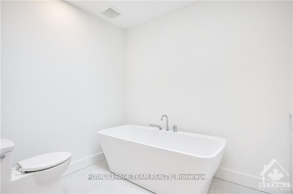 Photo 18 of 13b Findlay Avenue, Ottawa, Glebe — HOMEH