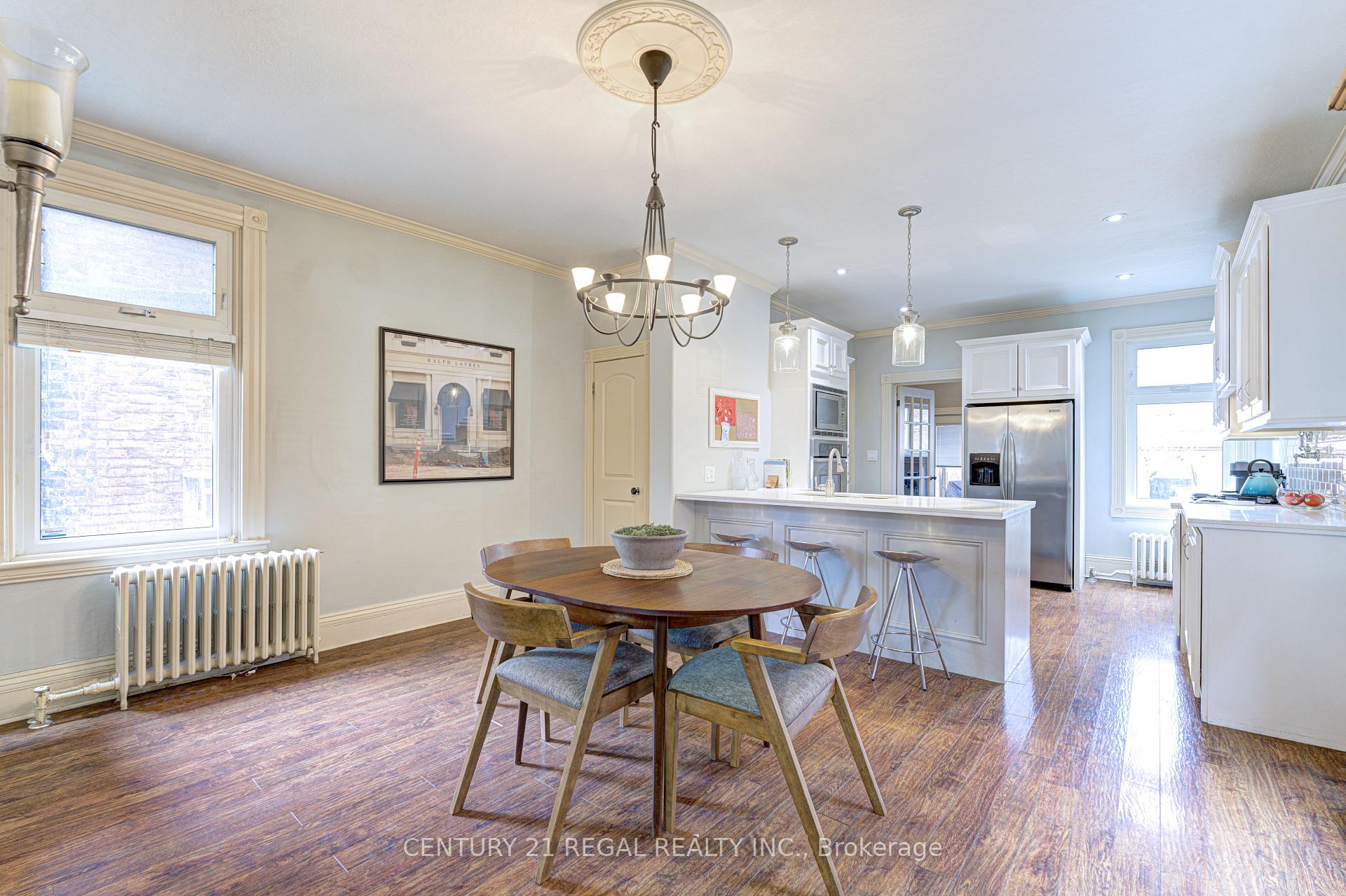 Photo 12 of 109 Victoria Avenue S, Hamilton, Stinson — HOMEH