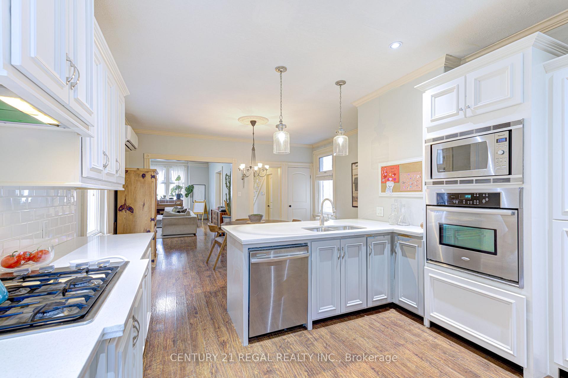 Photo 19 of 109 Victoria Avenue S, Hamilton, Stinson — HOMEH