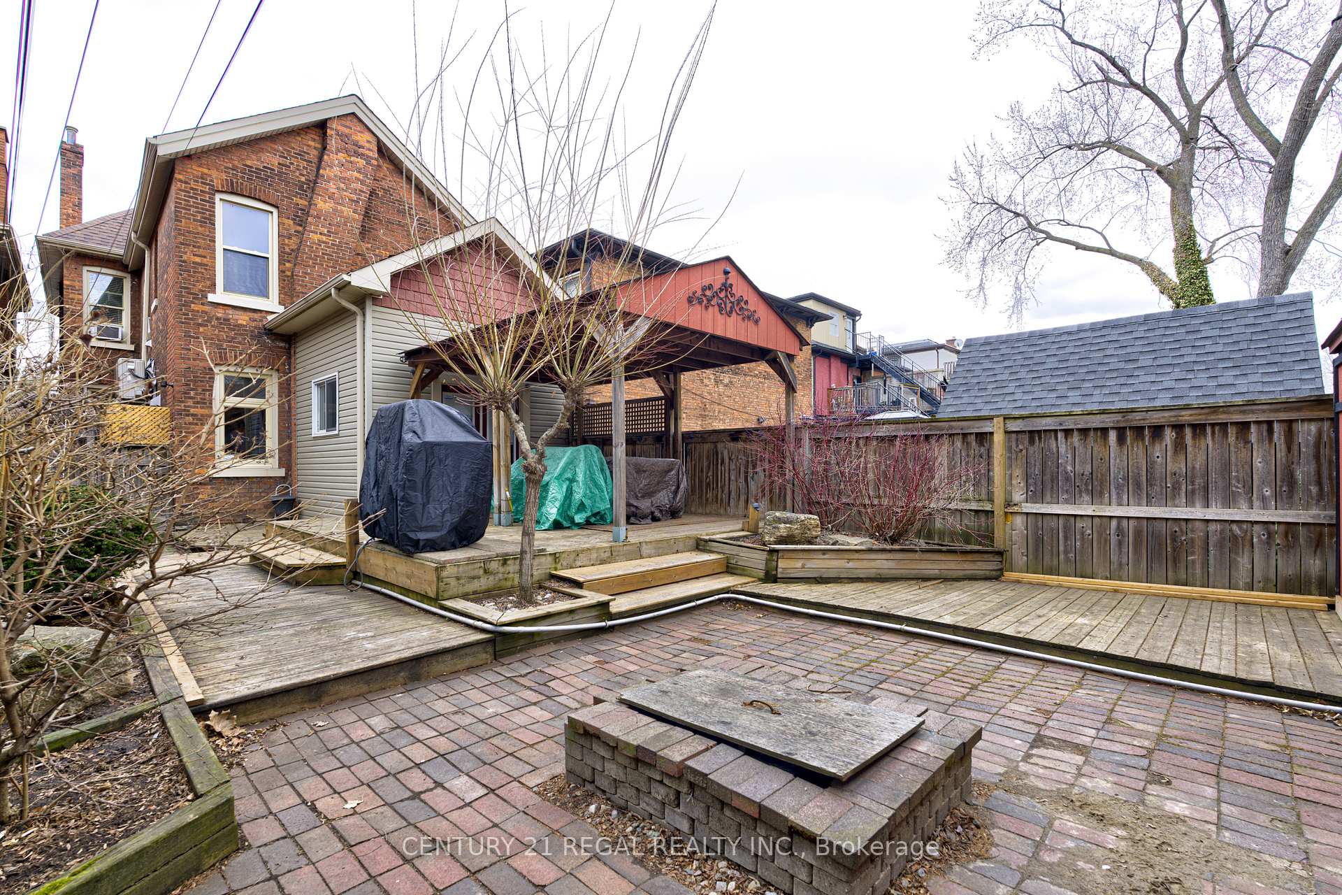 Photo 40 of 109 Victoria Avenue S, Hamilton, Stinson — HOMEH