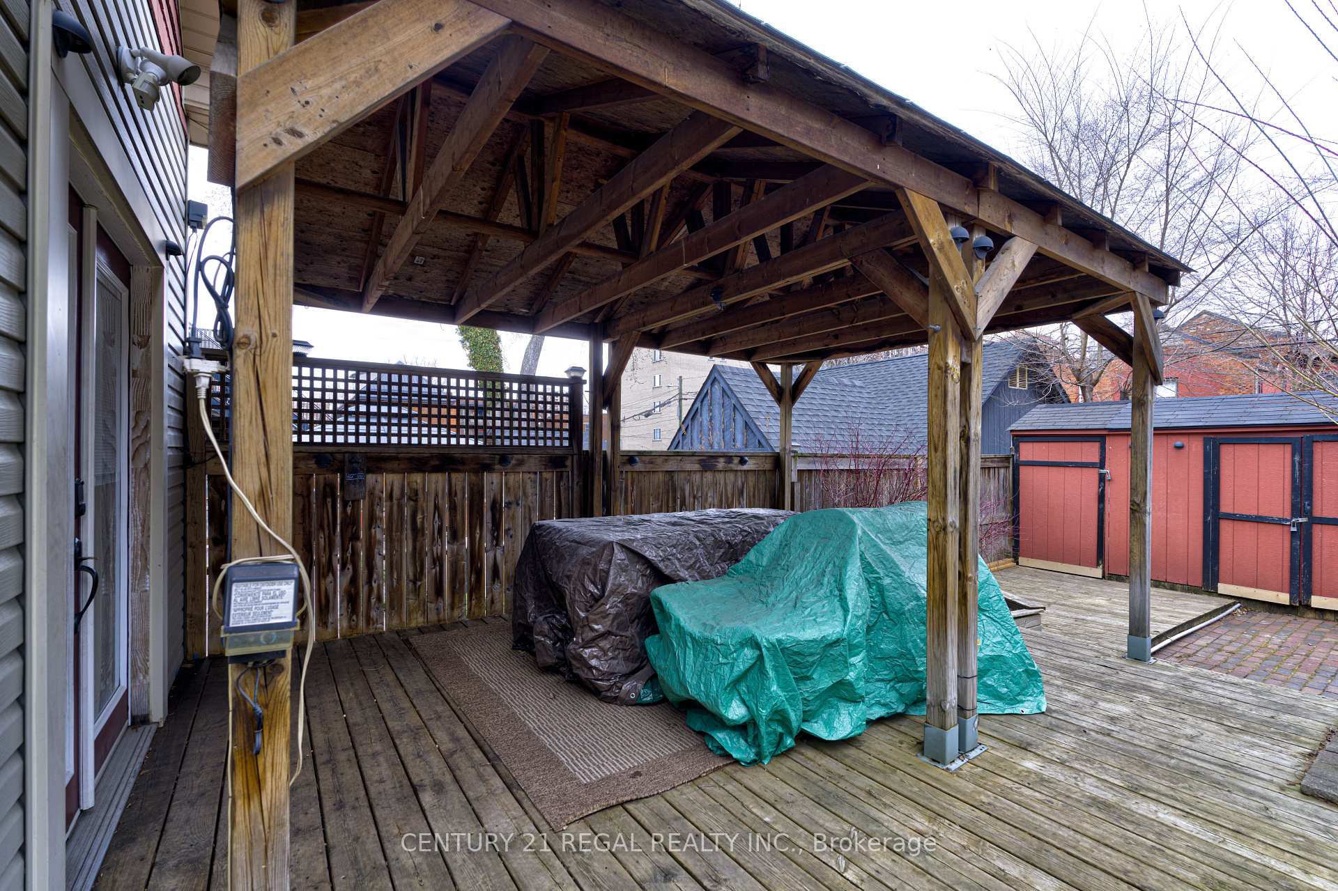 Photo 42 of 109 Victoria Avenue S, Hamilton, Stinson — HOMEH