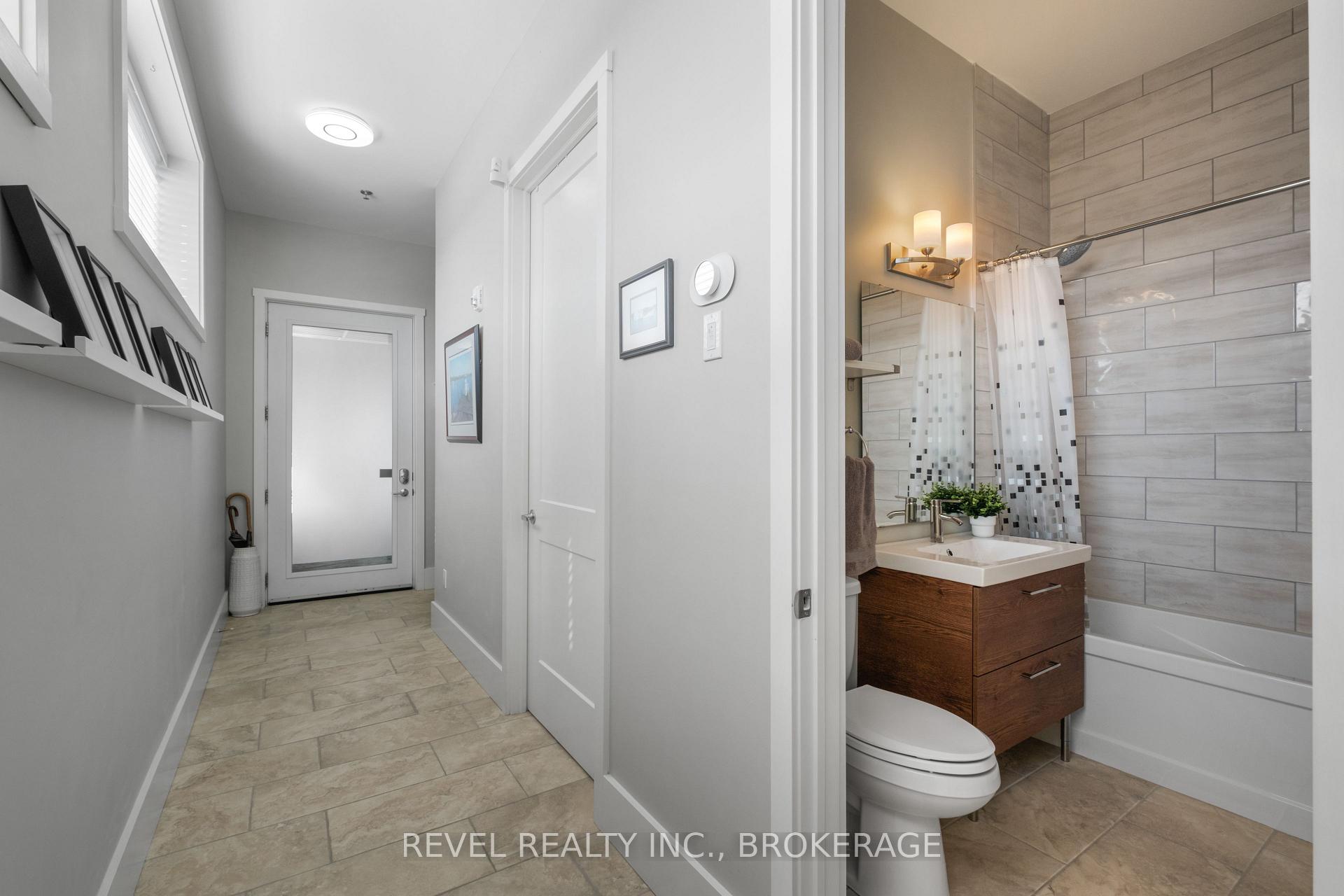 Photo 7 of Unit 501, 130 Water Street, Gananoque — HOMEH