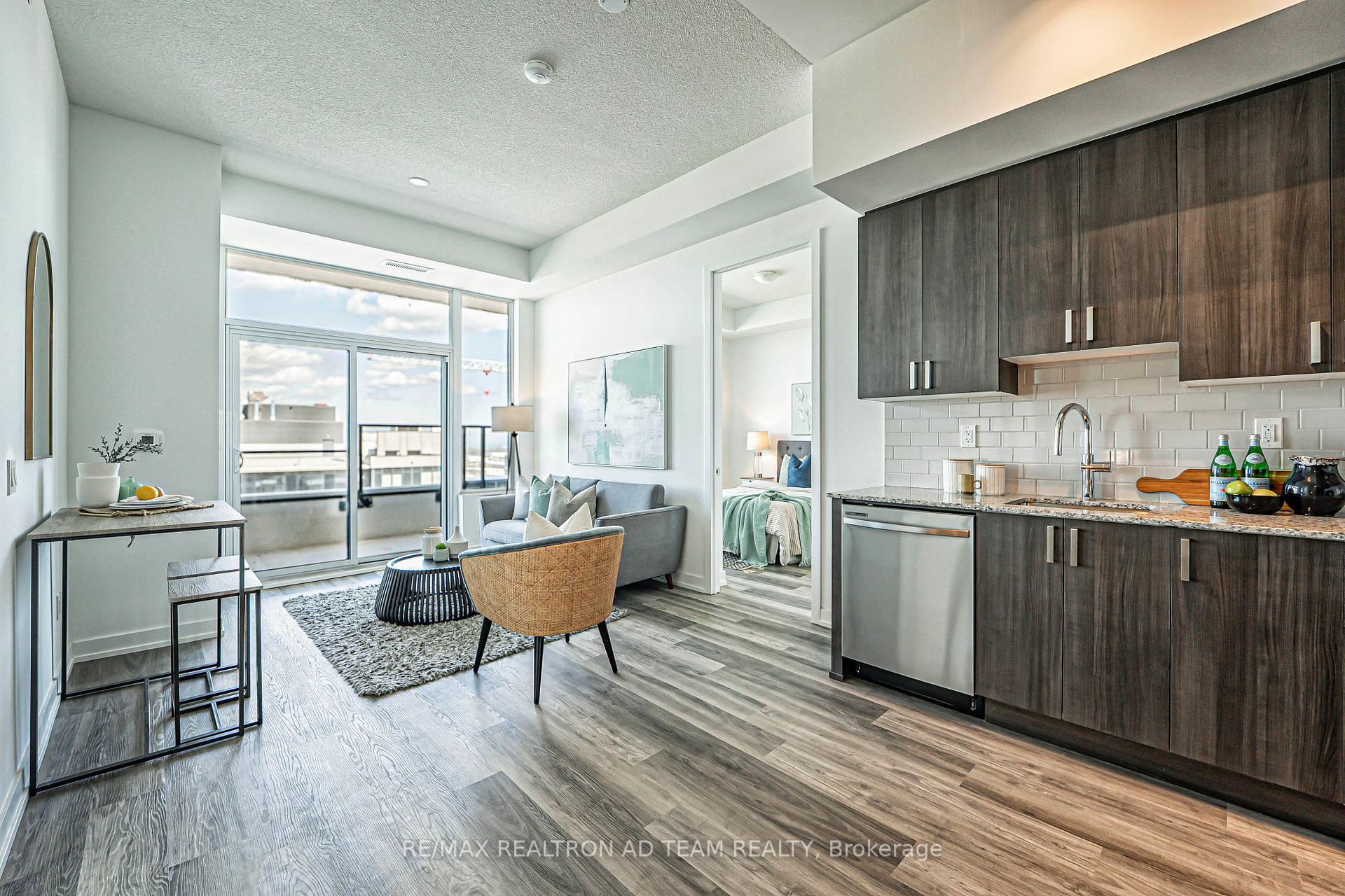 Photo 4 of Unit 3004, 1435 Celebration Drive, Pickering, Bay Ridges — HOMEH