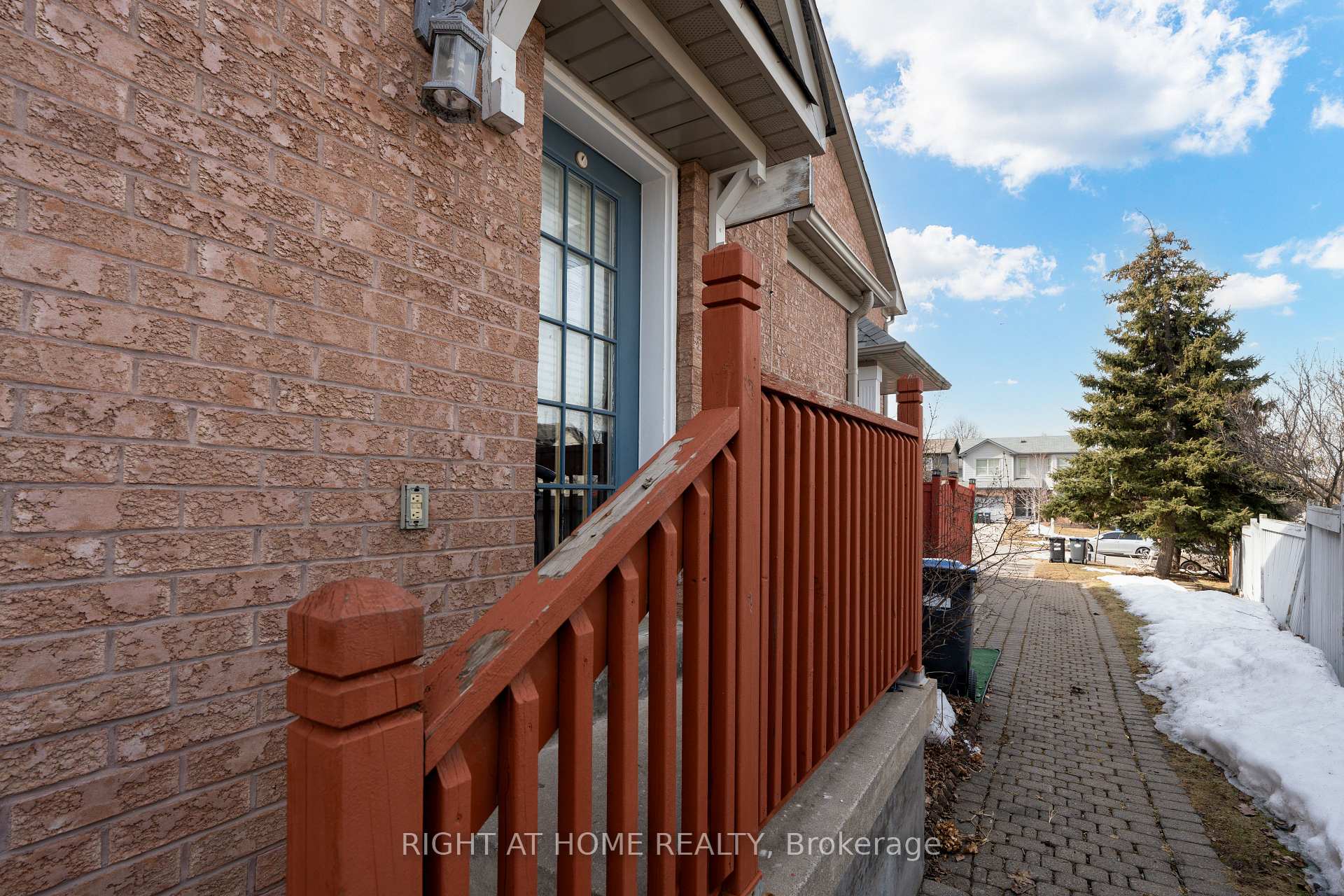 Photo 3 of 167 Ural Circle, Brampton, Sandringham-Wellington — HOMEH