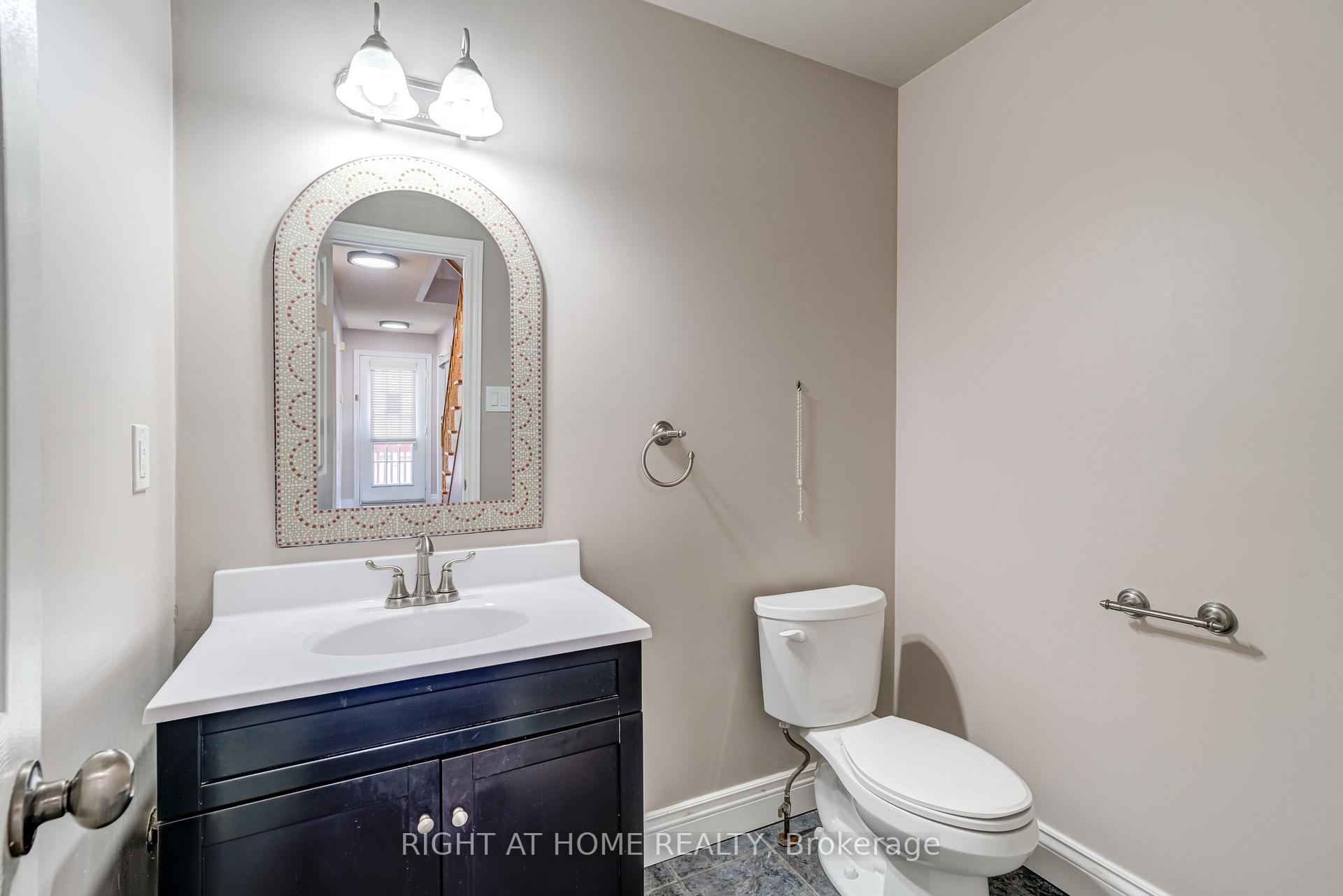 Photo 14 of 167 Ural Circle, Brampton, Sandringham-Wellington — HOMEH
