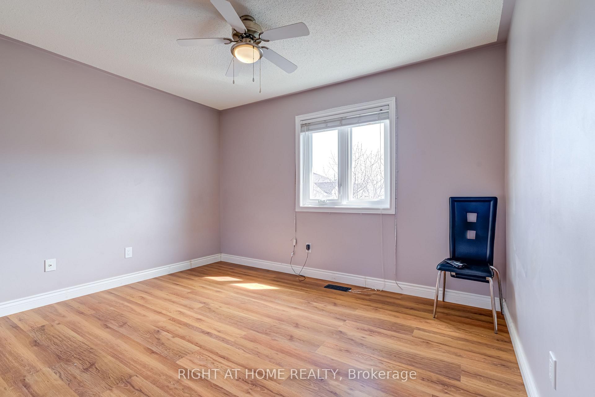 Photo 18 of 167 Ural Circle, Brampton, Sandringham-Wellington — HOMEH