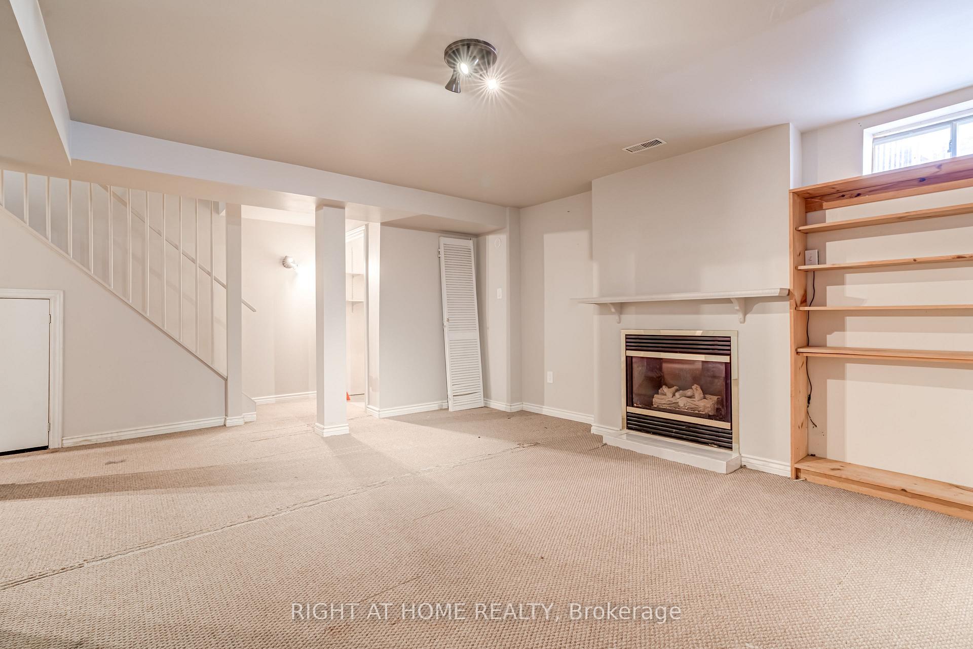 Photo 21 of 167 Ural Circle, Brampton, Sandringham-Wellington — HOMEH