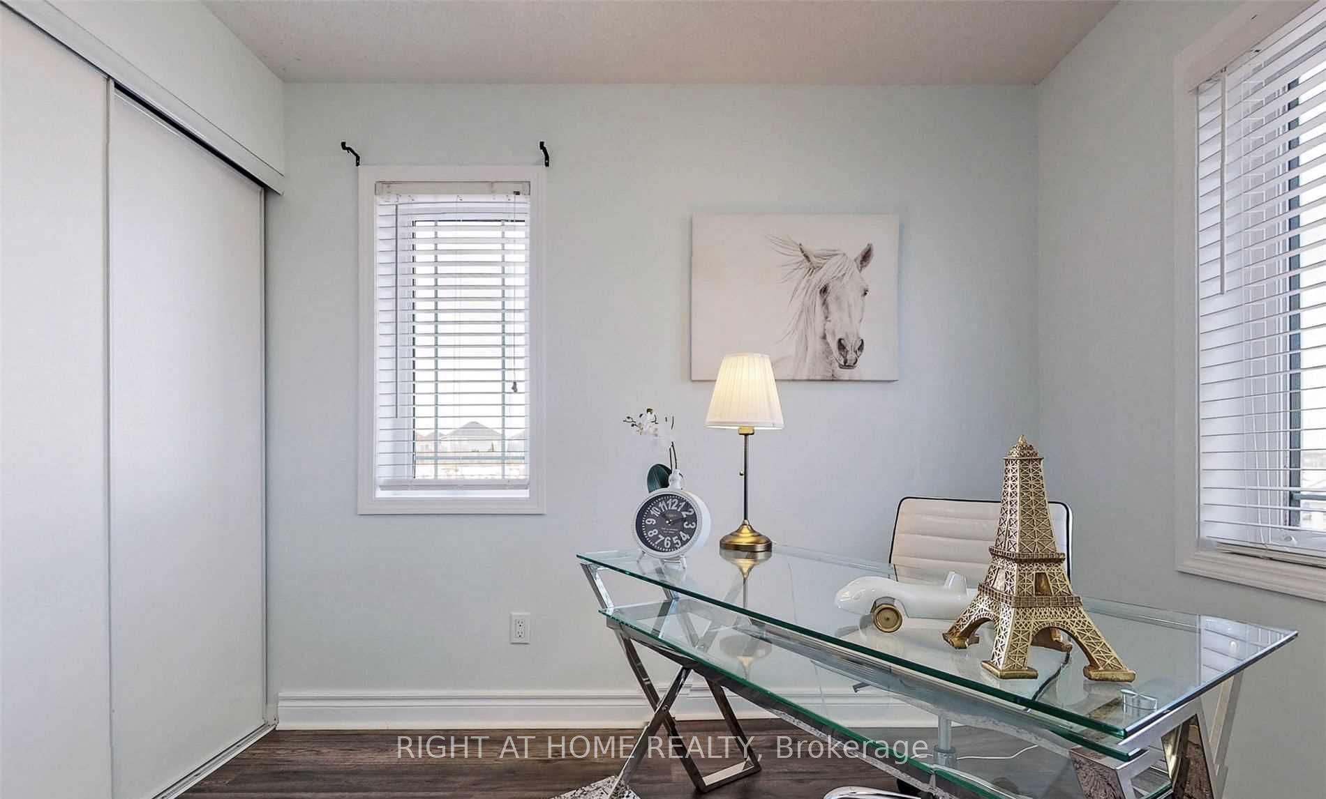 Photo 33 of 34 Dykstra Lane, Clarington, Bowmanville — HOMEH