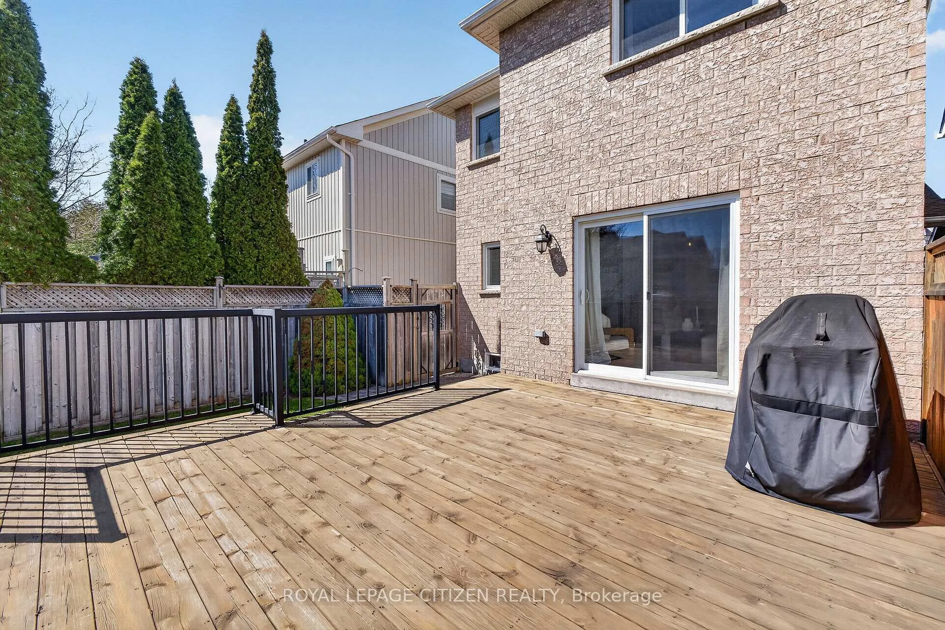 Photo 28 of 70 Wessex Drive, Whitby, Brooklin — HOMEH