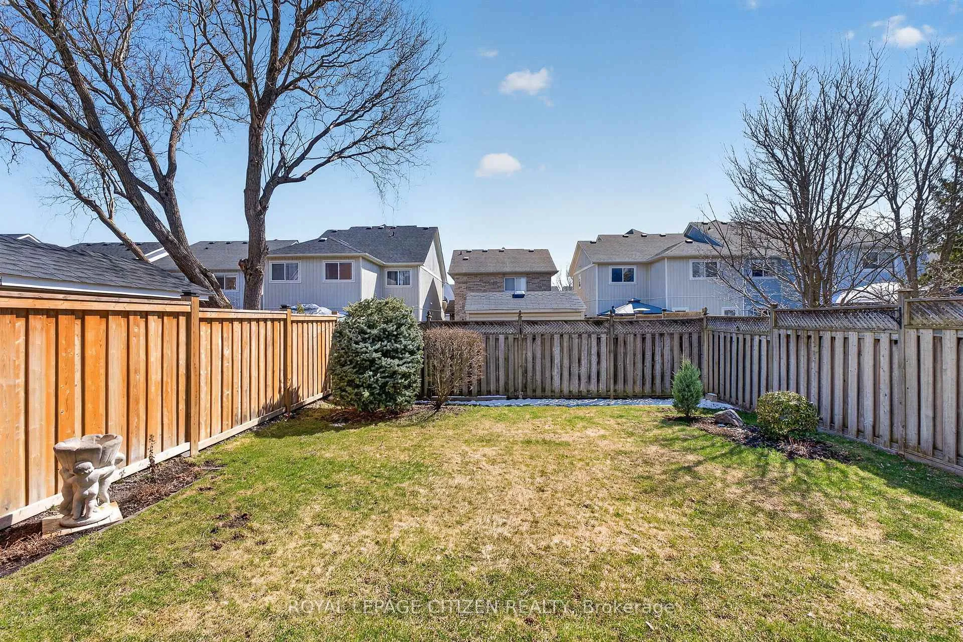 Photo 31 of 70 Wessex Drive, Whitby, Brooklin — HOMEH