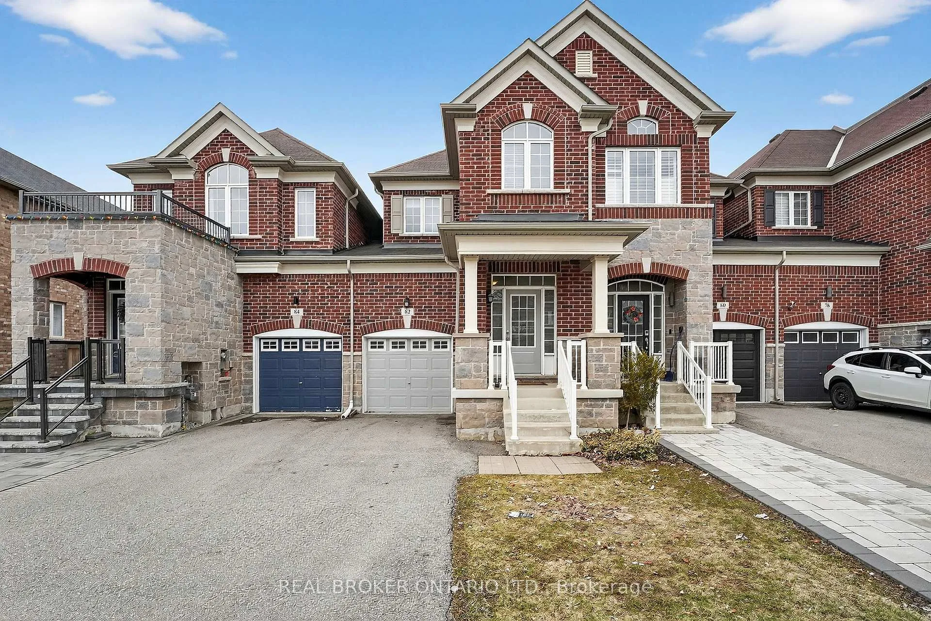 Photo 1 of 82 Upper Canada Court, Halton Hills, Georgetown — HOMEH