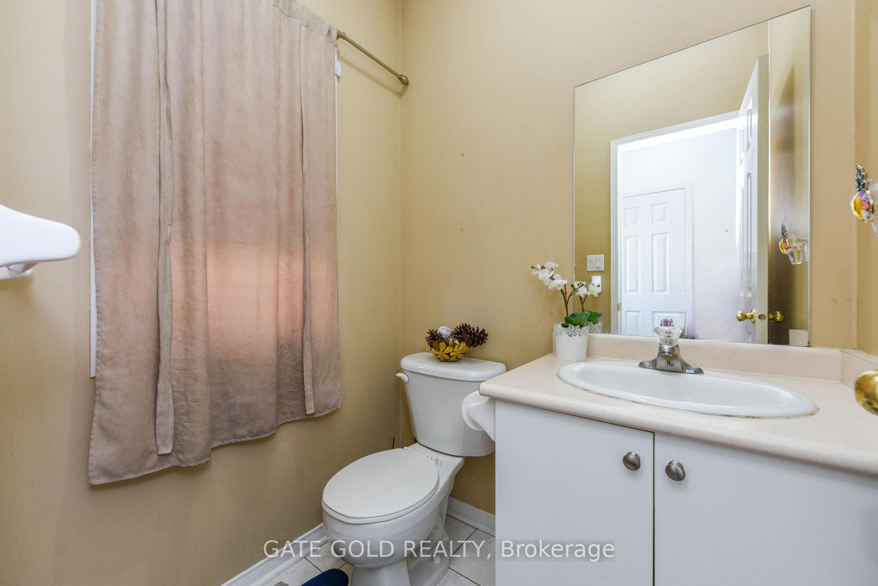 Photo 43 of 30 Flurry Circle, Brampton, Credit Valley — HOMEH