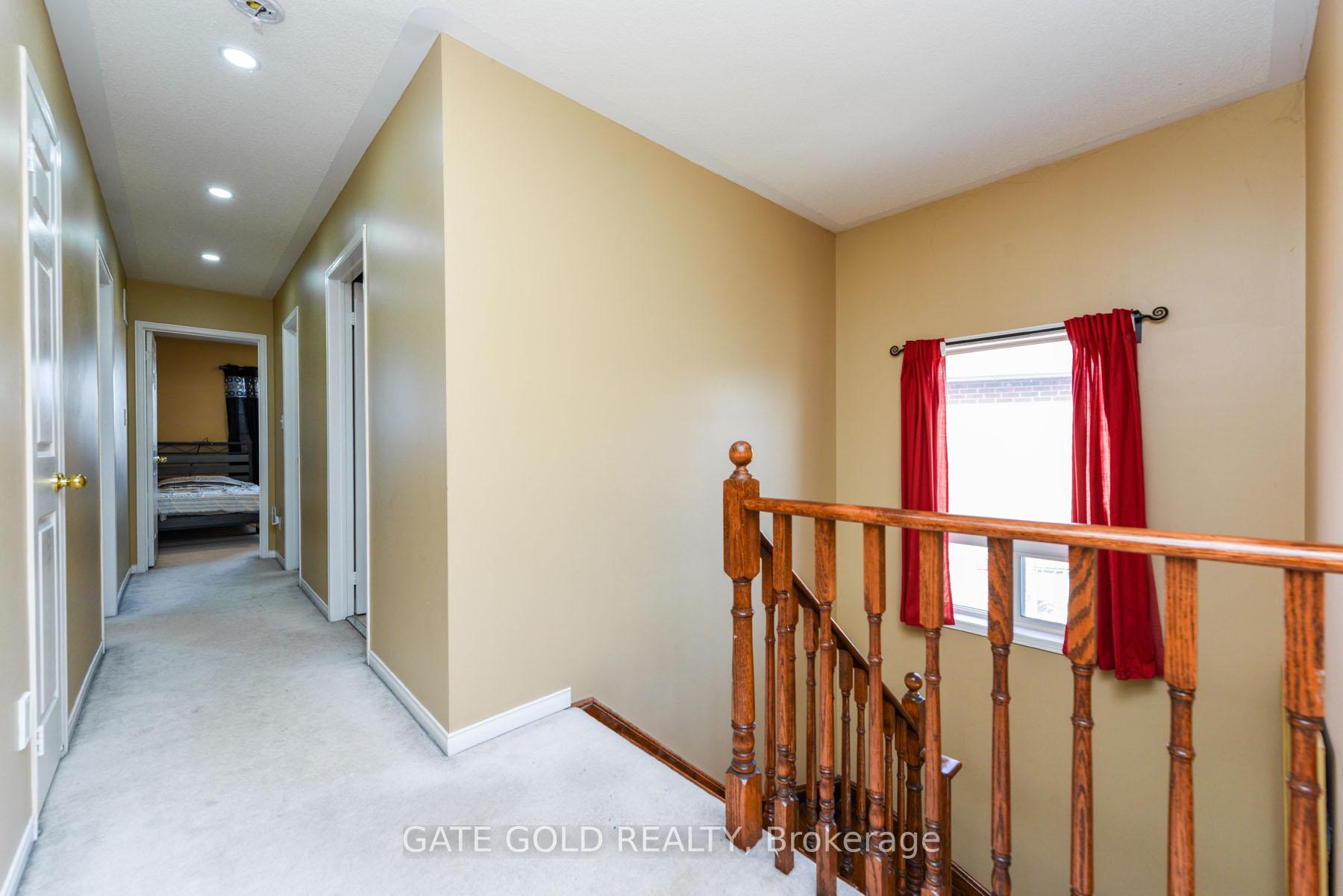 Photo 52 of 30 Flurry Circle, Brampton, Credit Valley — HOMEH