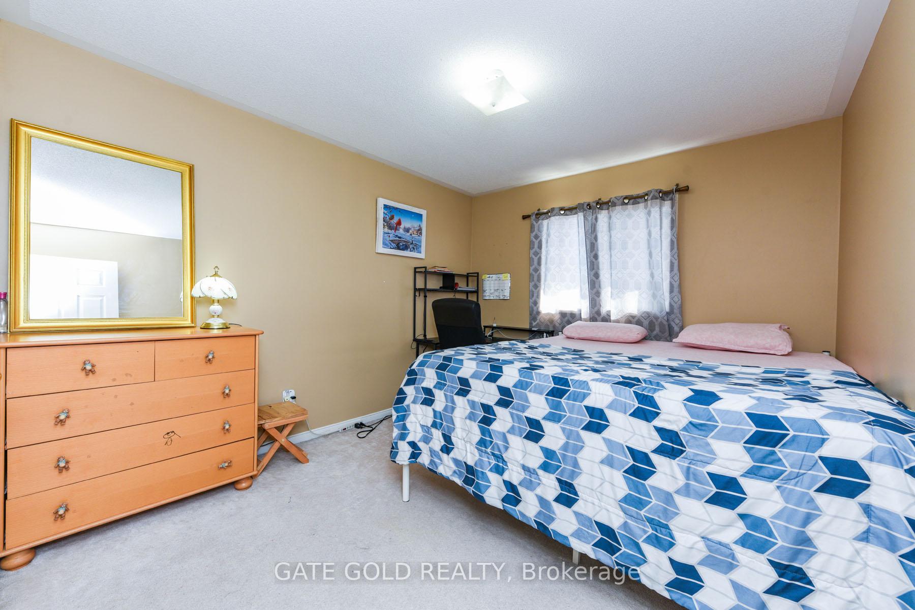 Photo 36 of 30 Flurry Circle, Brampton, Credit Valley — HOMEH