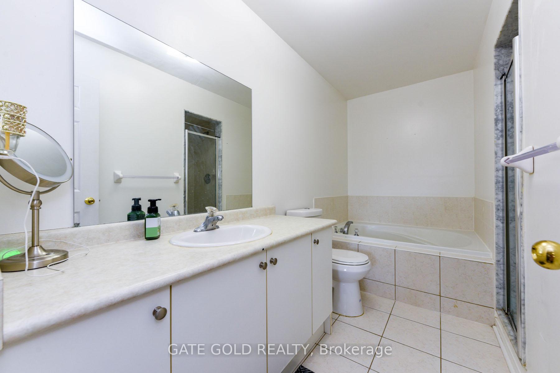 Photo 62 of 30 Flurry Circle, Brampton, Credit Valley — HOMEH