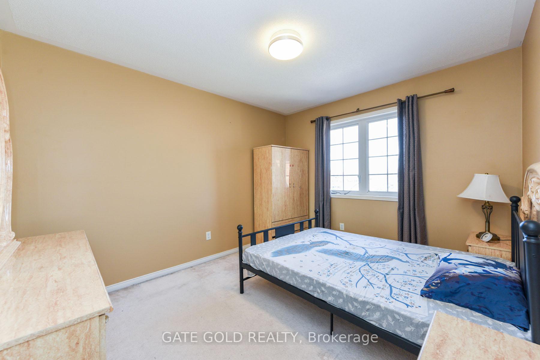 Photo 65 of 30 Flurry Circle, Brampton, Credit Valley — HOMEH