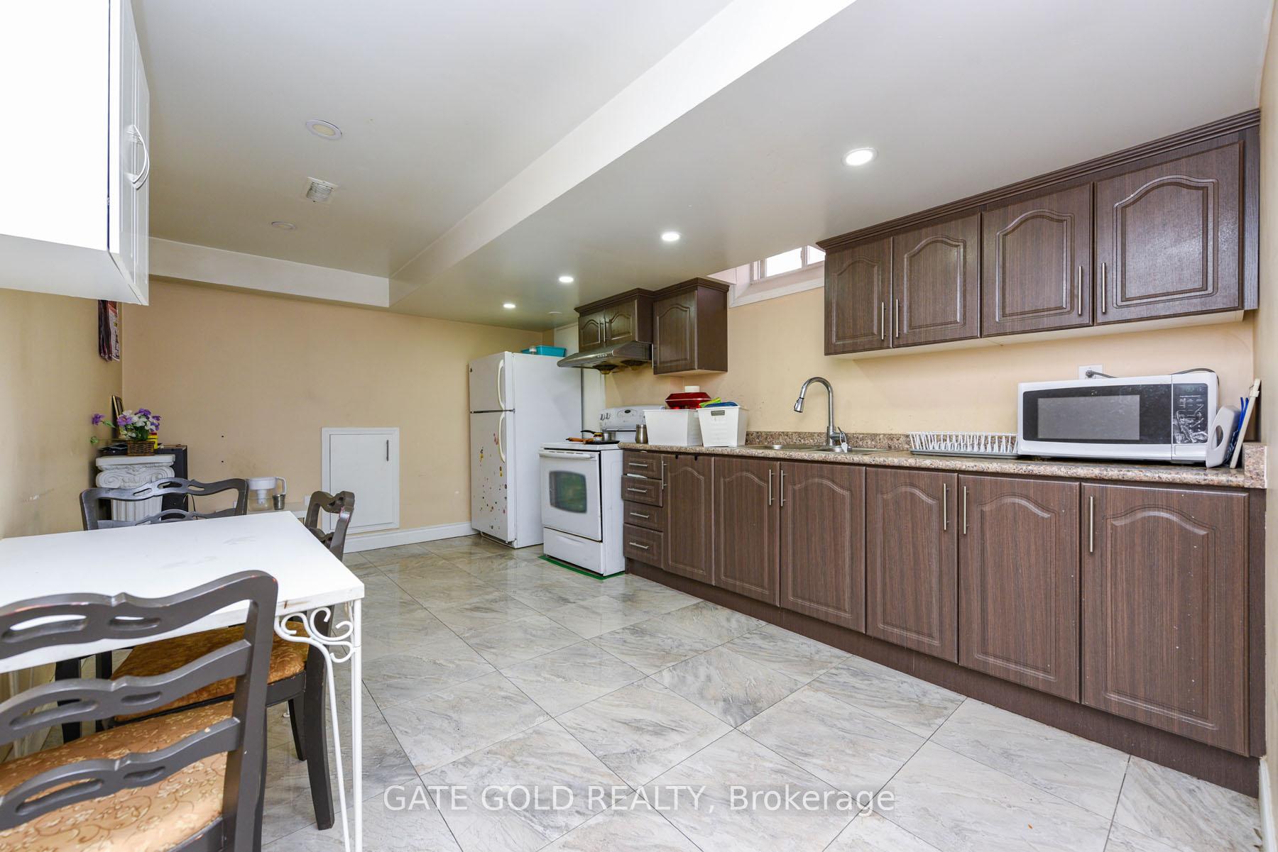 Photo 75 of 30 Flurry Circle, Brampton, Credit Valley — HOMEH