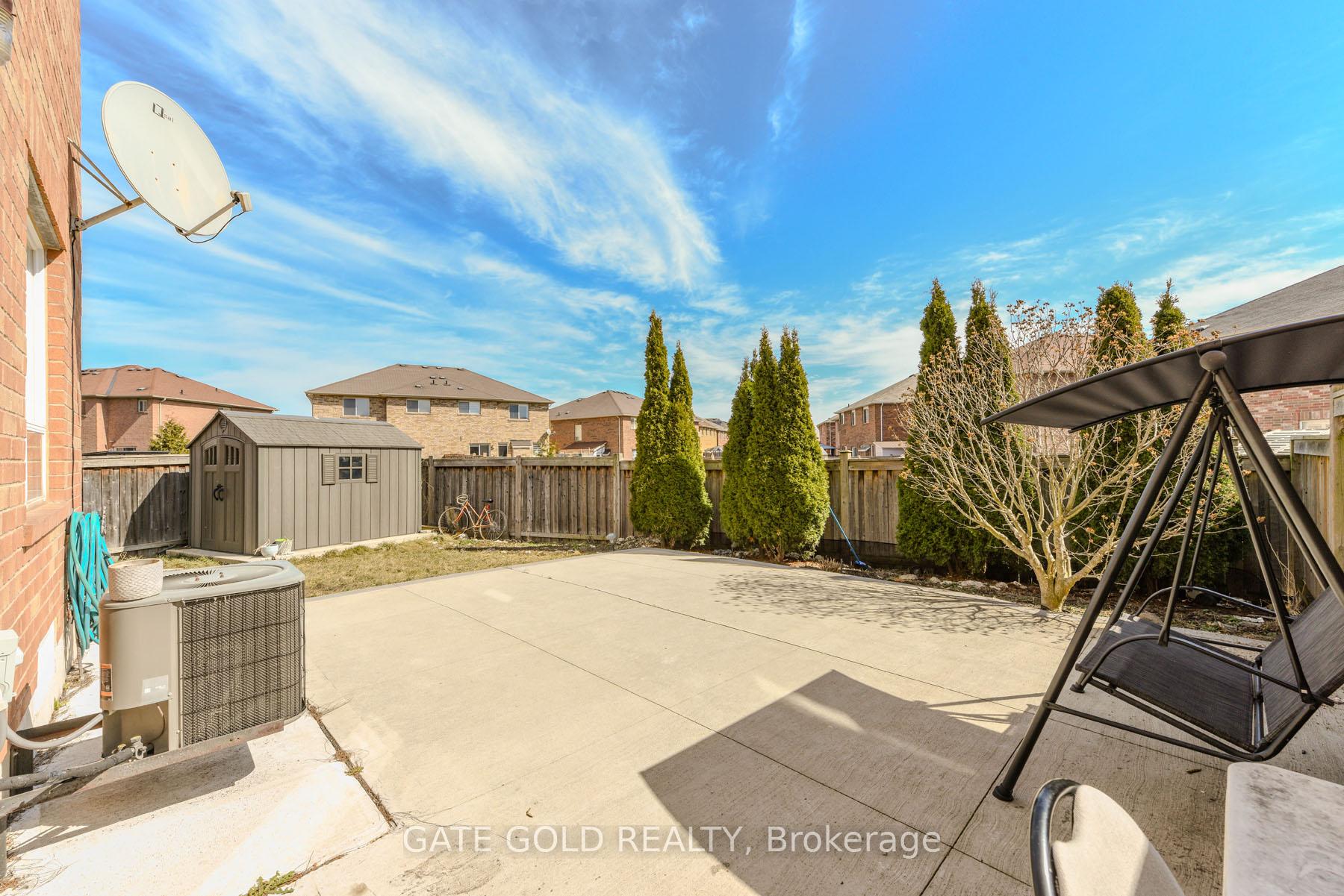 Photo 91 of 30 Flurry Circle, Brampton, Credit Valley — HOMEH