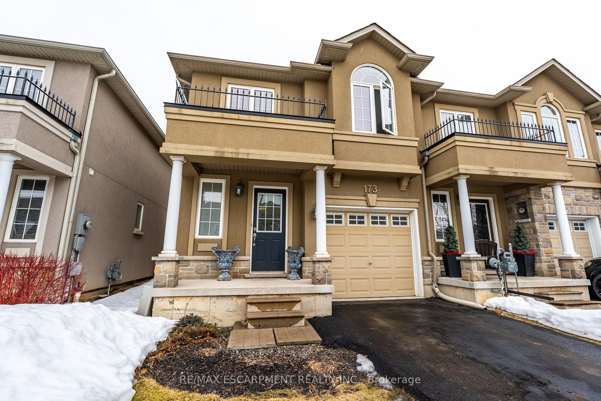 Photo 3 of 173 Penny Lane, Hamilton, Stoney Creek Mountain — HOMEH