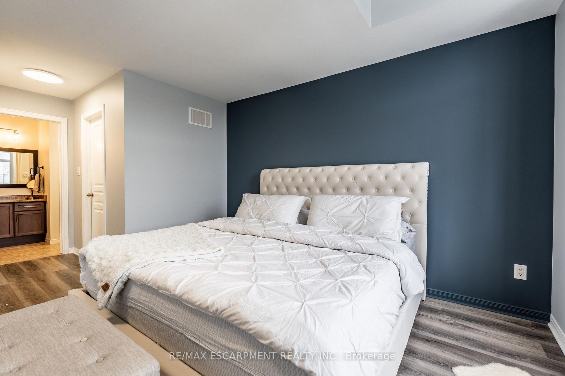 Photo 20 of 173 Penny Lane, Hamilton, Stoney Creek Mountain — HOMEH