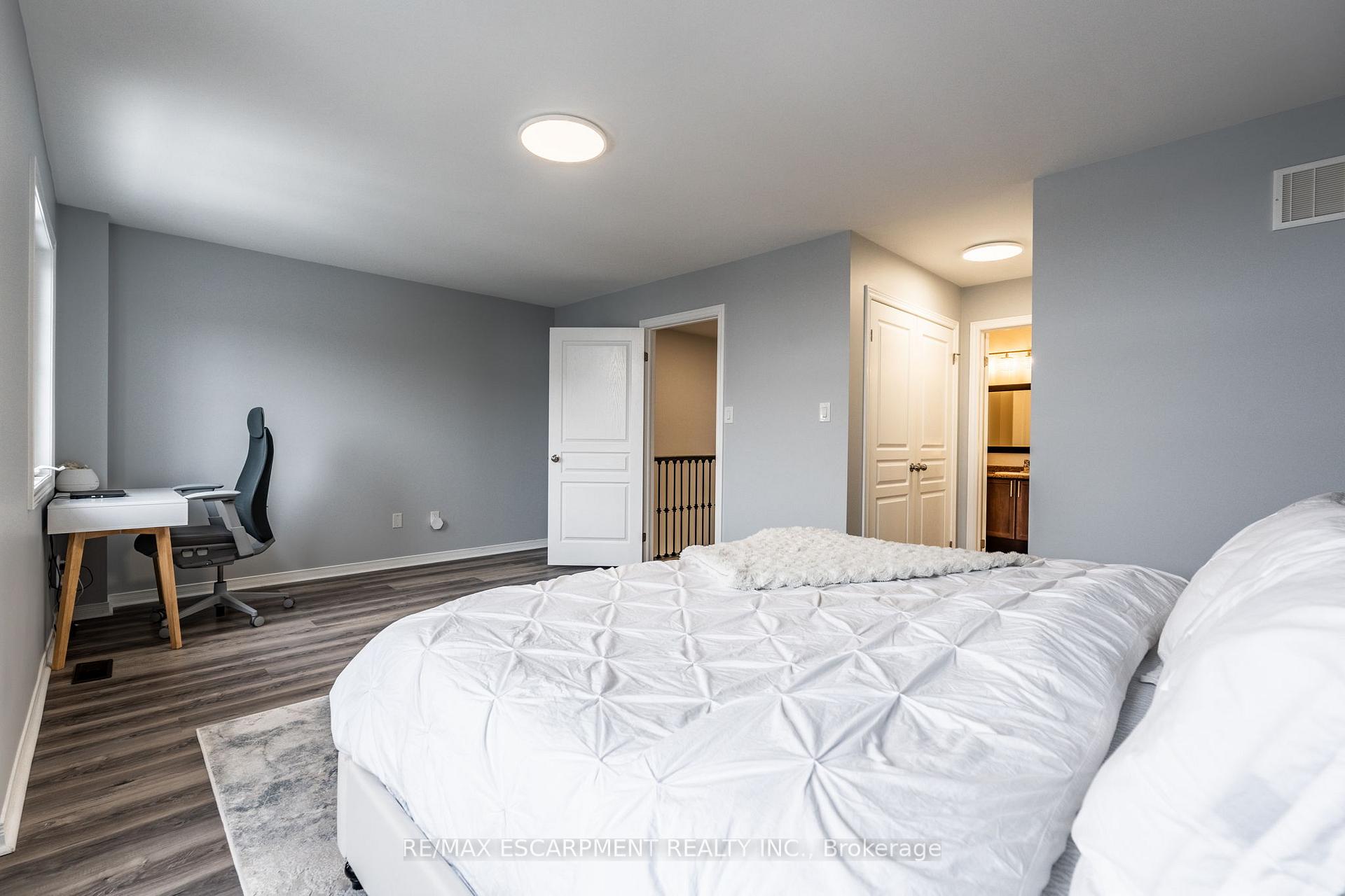 Photo 21 of 173 Penny Lane, Hamilton, Stoney Creek Mountain — HOMEH