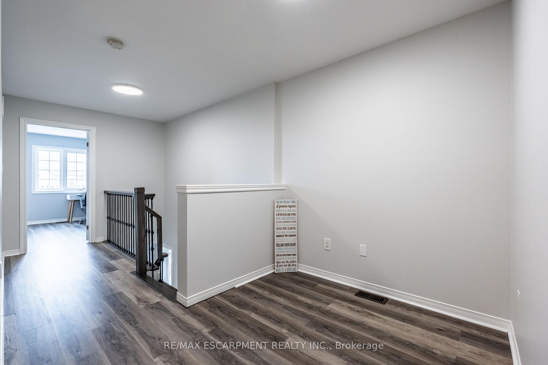 Photo 32 of 173 Penny Lane, Hamilton, Stoney Creek Mountain — HOMEH