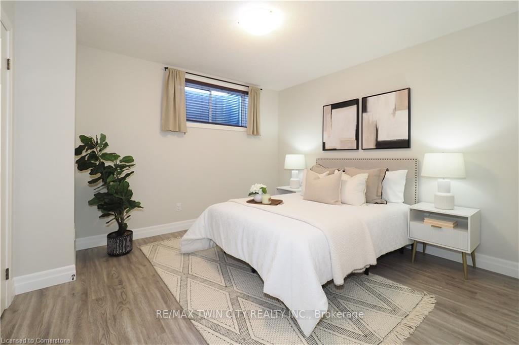 Photo 12 of Unit 10B, 1180 Countrystone Drive, Kitchener, Highland West — HOMEH