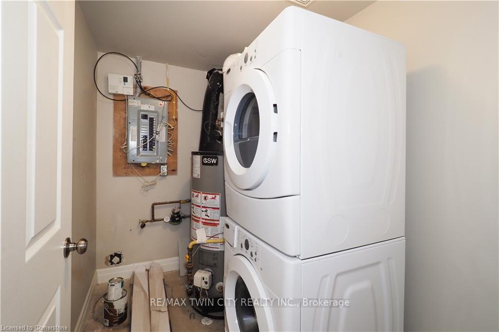 Photo 16 of Unit 10B, 1180 Countrystone Drive, Kitchener, Highland West — HOMEH