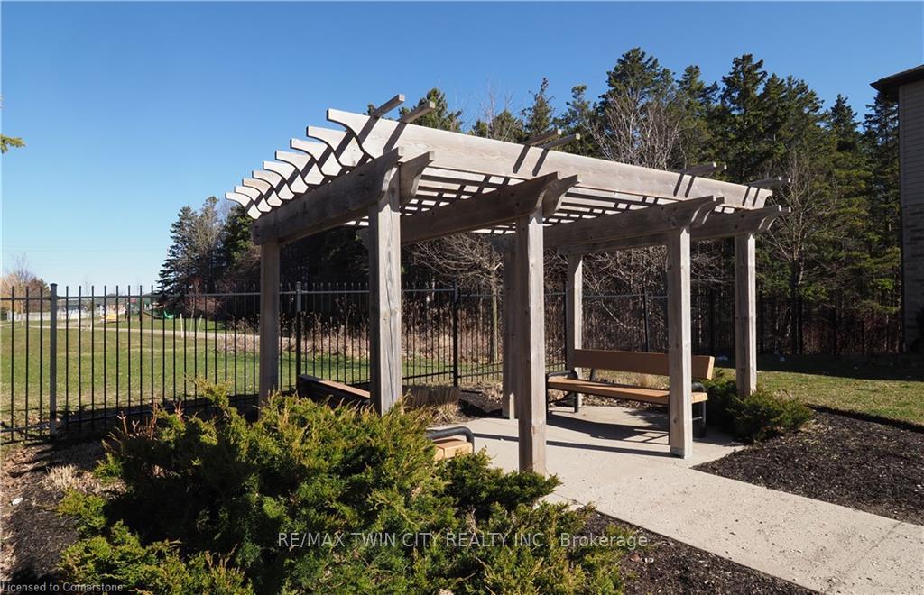 Photo 21 of Unit 10B, 1180 Countrystone Drive, Kitchener, Highland West — HOMEH