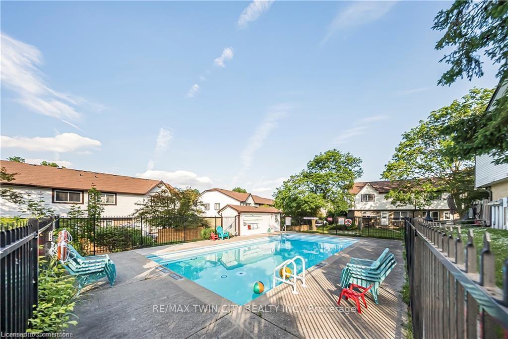 Photo 4 of Unit 3, 391 Pioneer Drive, Kitchener, Pioneer Park — HOMEH