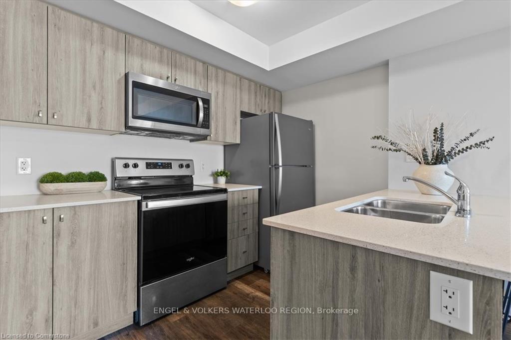 Photo 3 of Unit A4, 1331 Countrystone Drive, Kitchener, Highland West — HOMEH