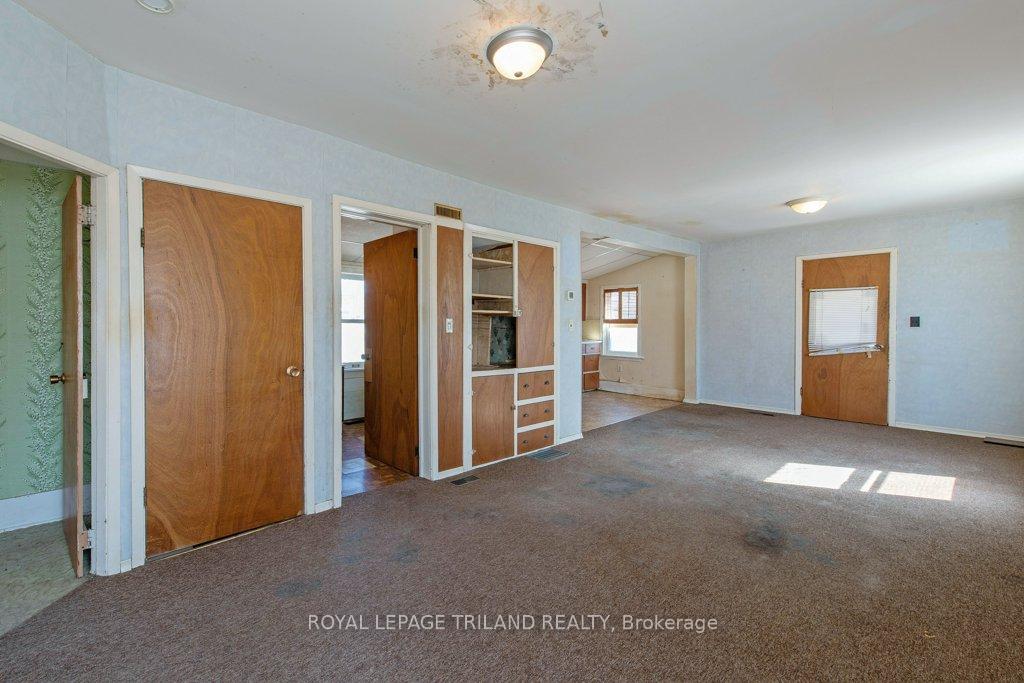 Photo 11 of 51 Devonshire Place, St. Thomas — HOMEH