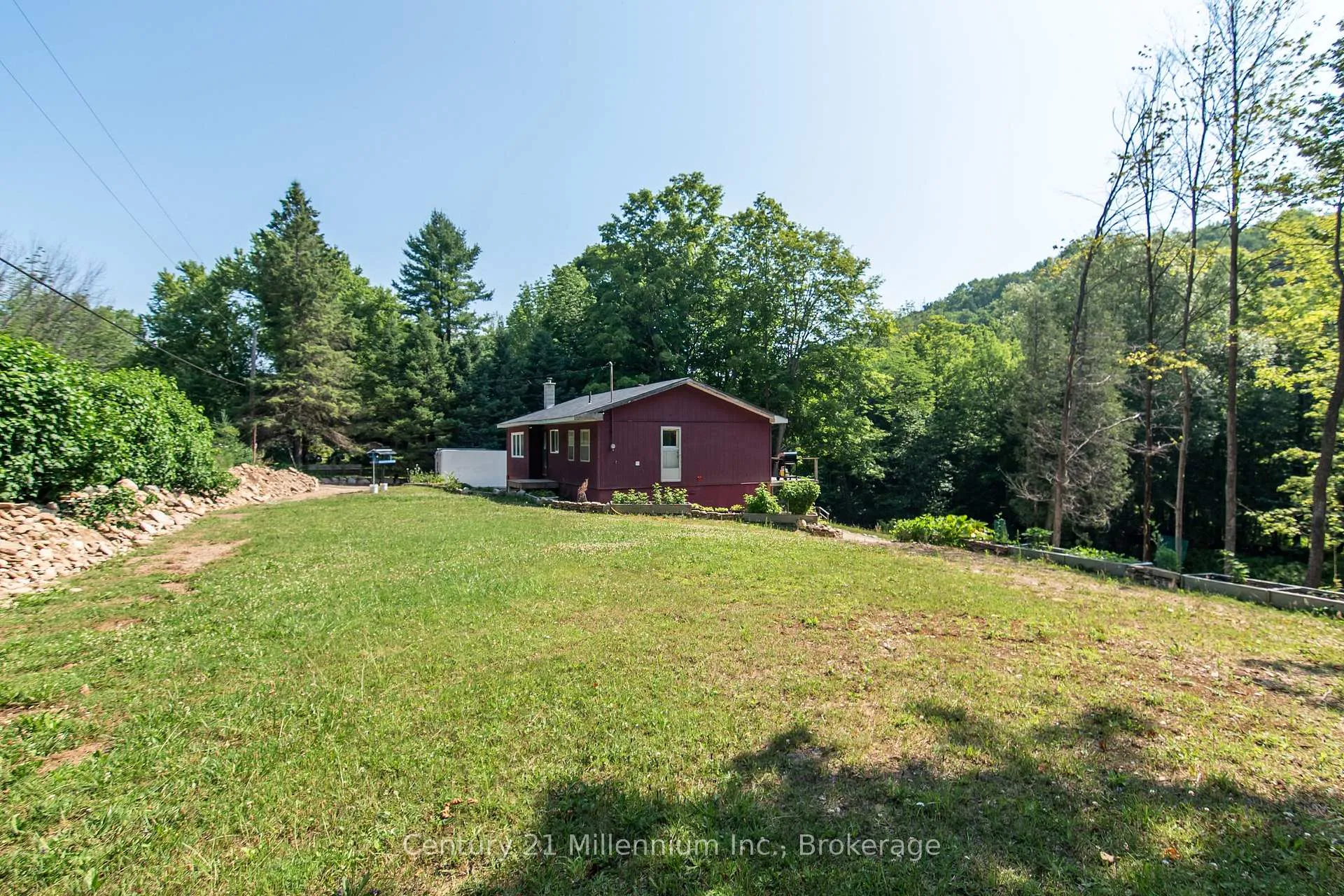 Photo 6 of 8355 County 9 Road, Clearview, Rural Clearview — HOMEH