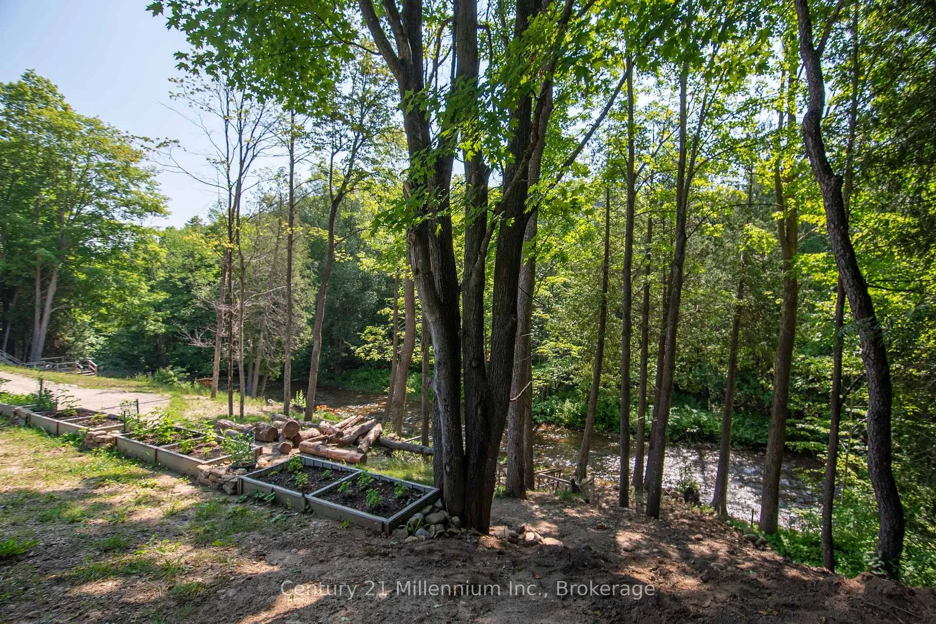 Photo 7 of 8355 County 9 Road, Clearview, Rural Clearview — HOMEH