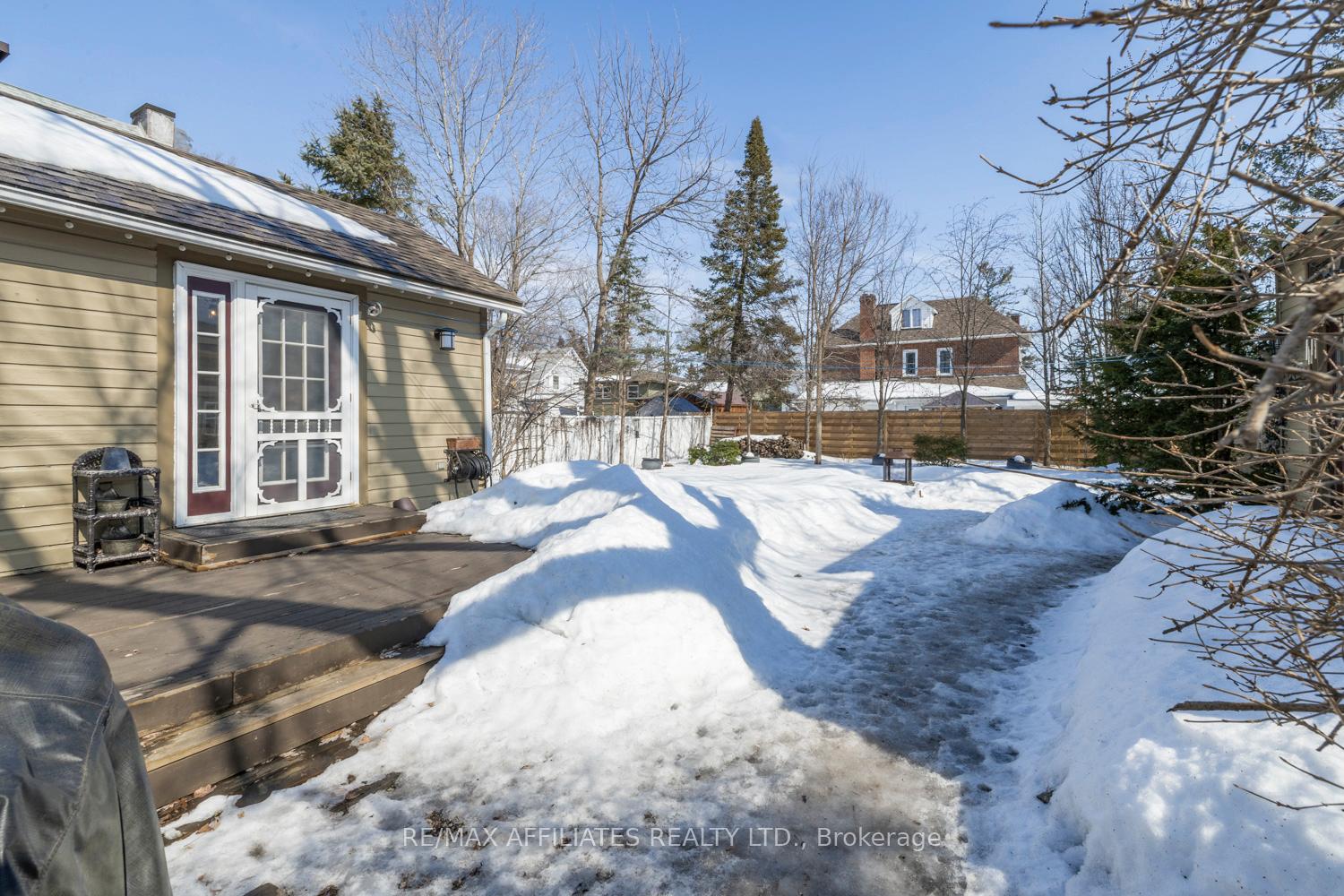Photo 33 of 27 Hawthorne Avenue, Carleton Place — HOMEH
