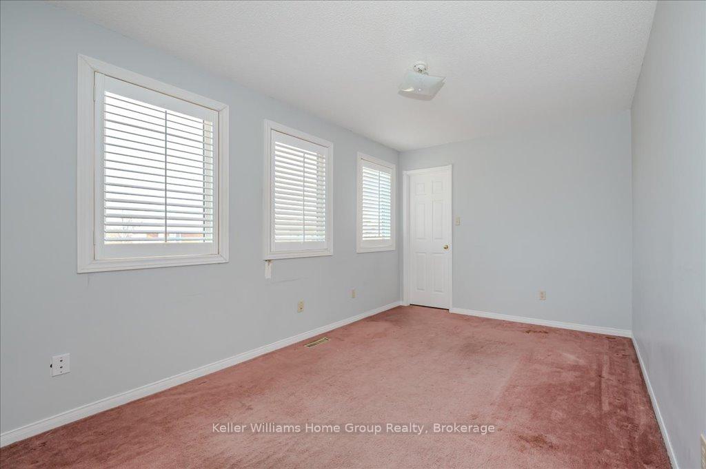 Photo 42 of 83 Lord Simcoe Drive, Brampton, Westgate — HOMEH