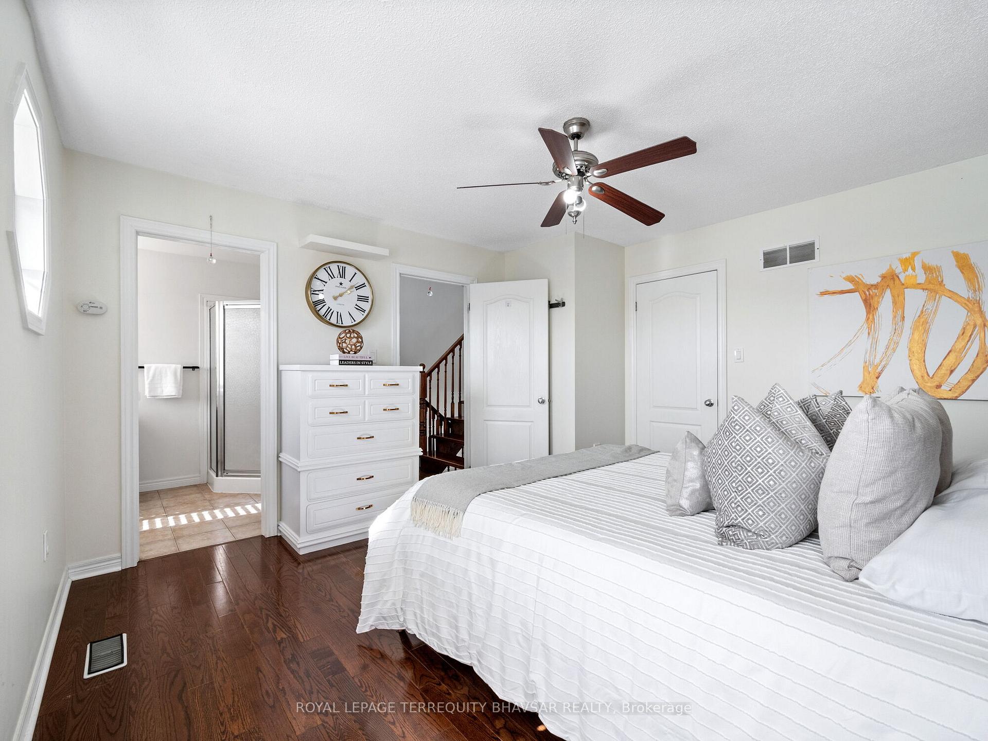 Photo 19 of 107 Palacebeach Trail, Hamilton, Stoney Creek — HOMEH