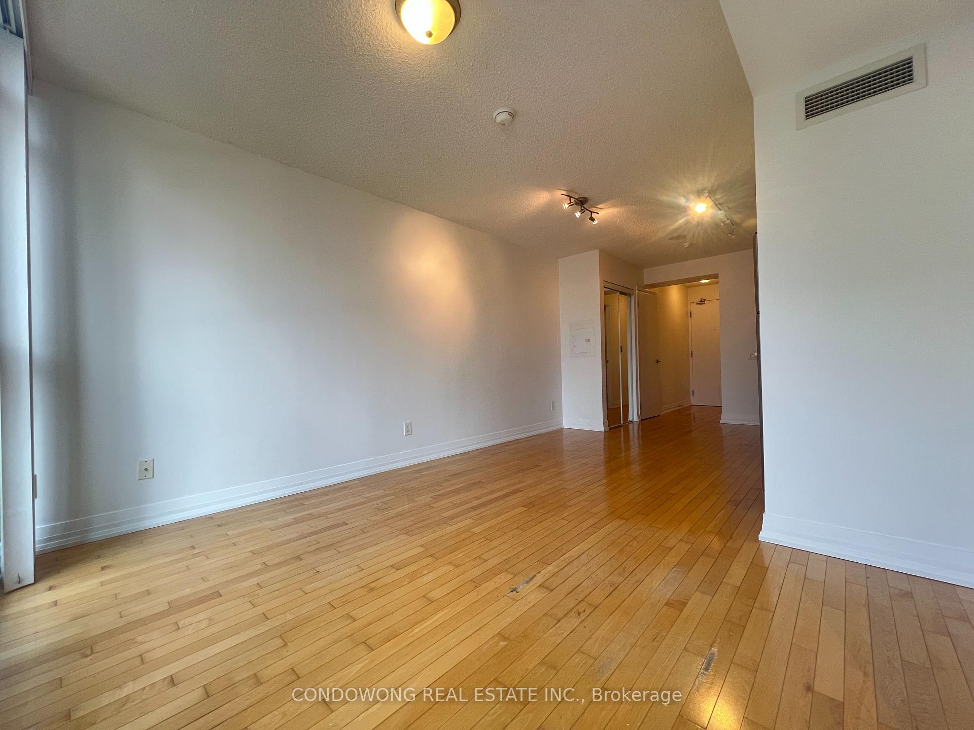 Photo 7 of Unit 1709, 25 Carlton Street, Toronto, Church-Yonge Corridor — HOMEH