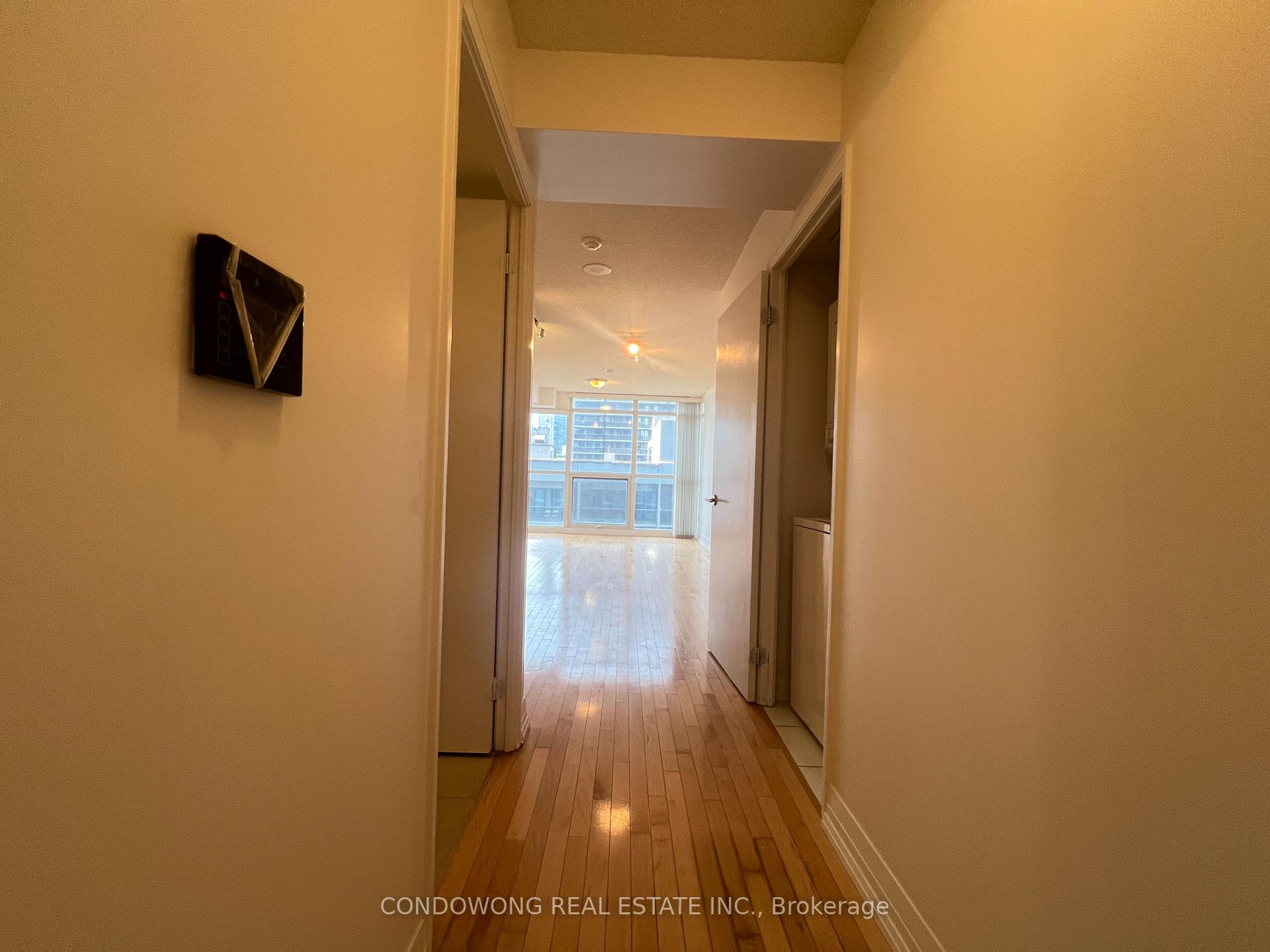 Photo 10 of Unit 1709, 25 Carlton Street, Toronto, Church-Yonge Corridor — HOMEH